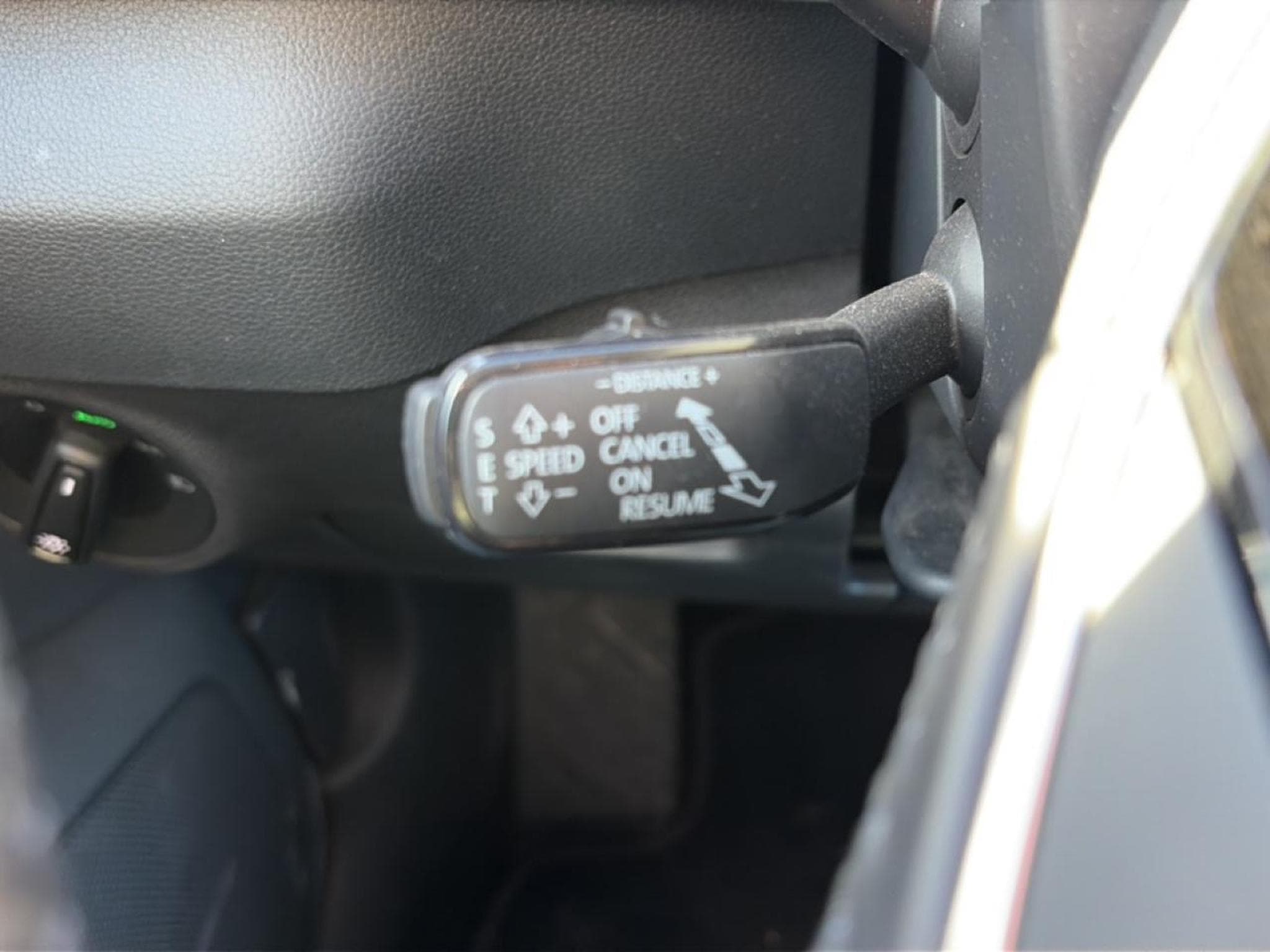 Skoda KAROQ 1.5 TSI 150 SELECTION DSG7 (2025) - Photo 20