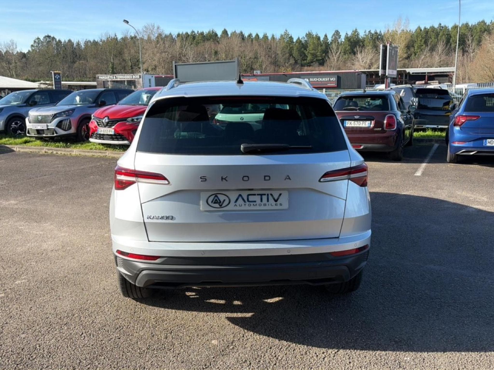 Skoda KAROQ 1.5 TSI 150 SELECTION DSG7 (2025) - Photo 6
