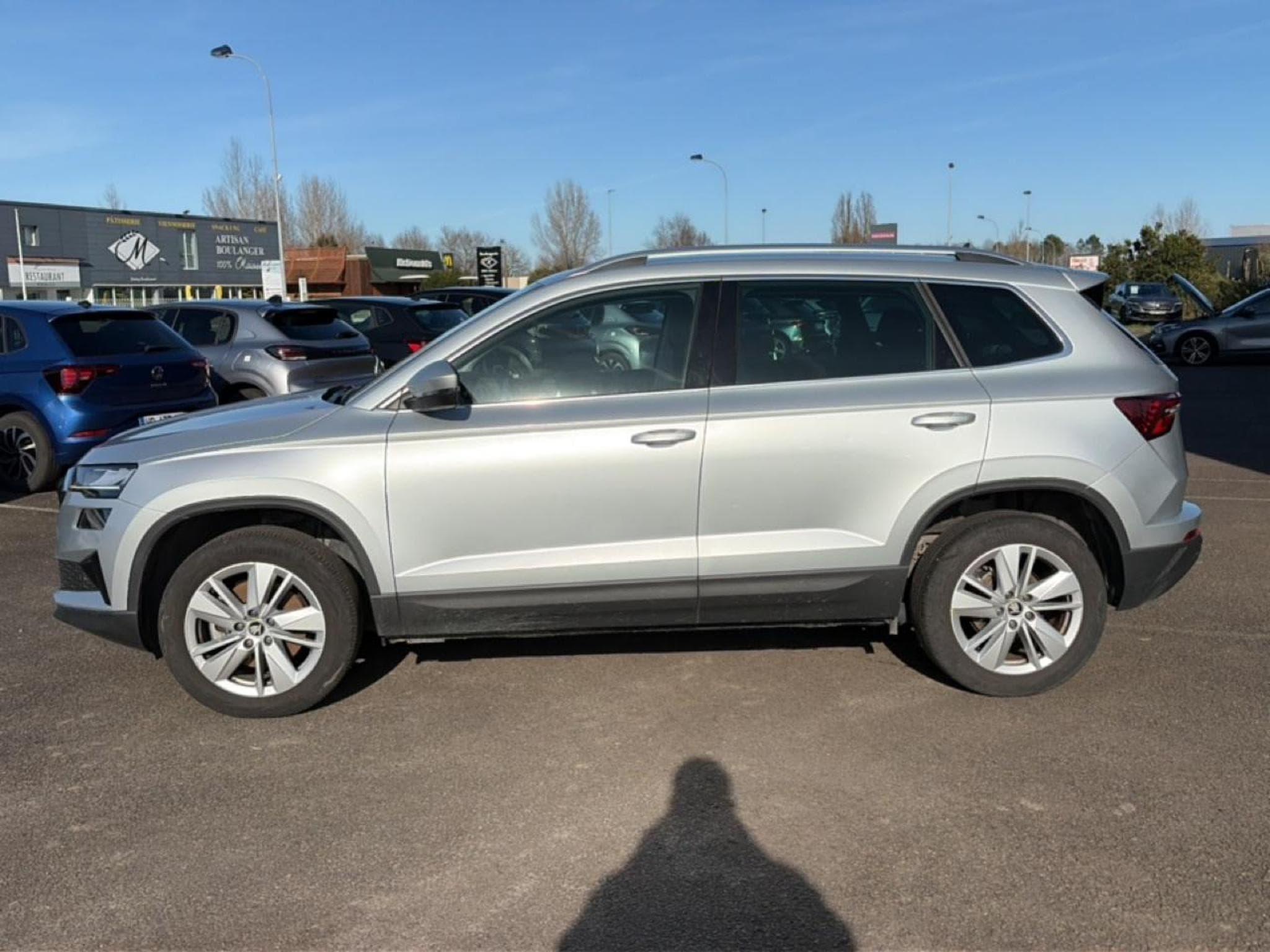 Skoda KAROQ 1.5 TSI 150 SELECTION DSG7 (2025) - Photo 8