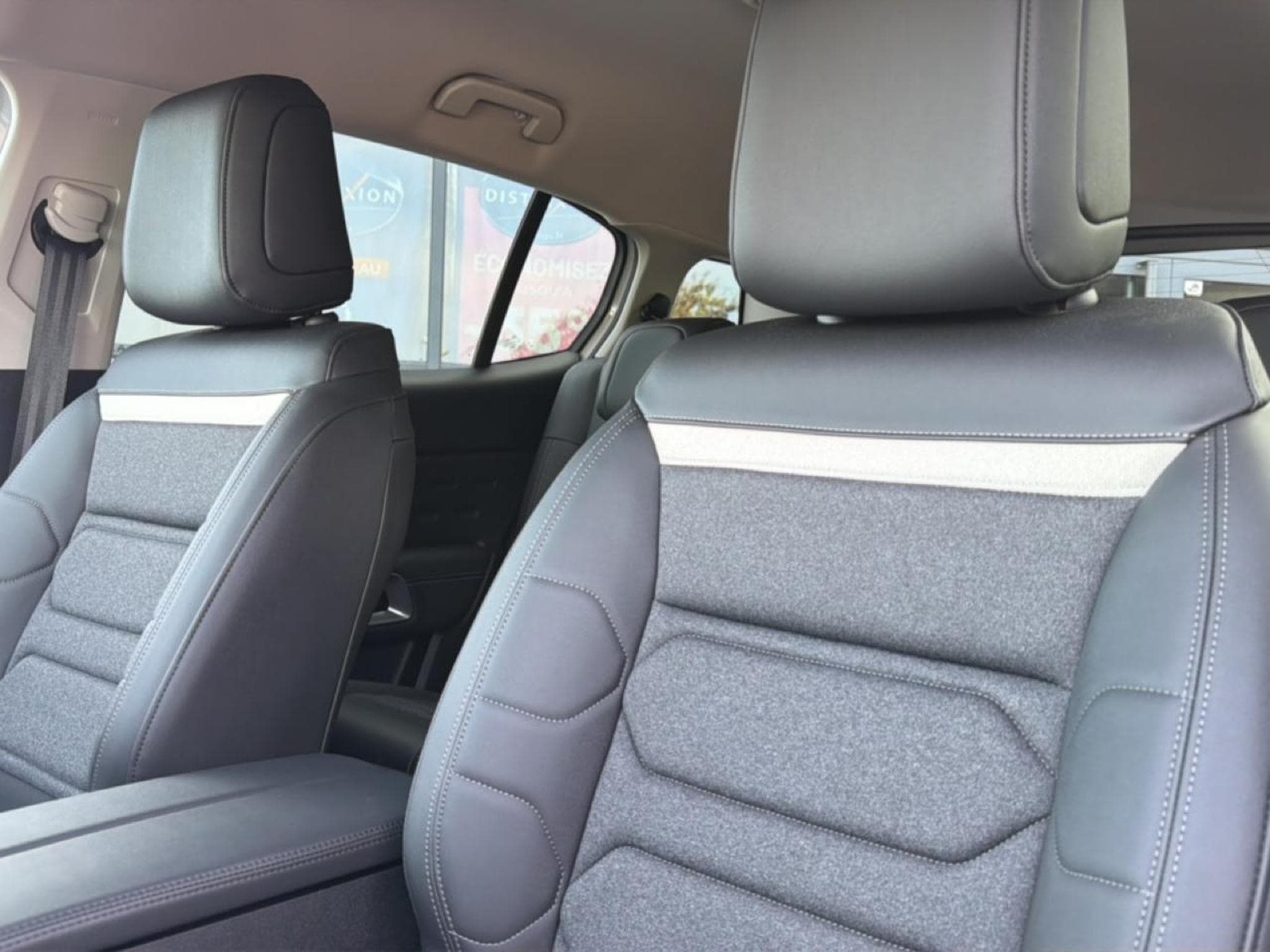 Citroen C5 AIRCROSS 1.5 BLUEHDI 130 MAX BOITE AUTOMATIQUE (2025) - Photo 13