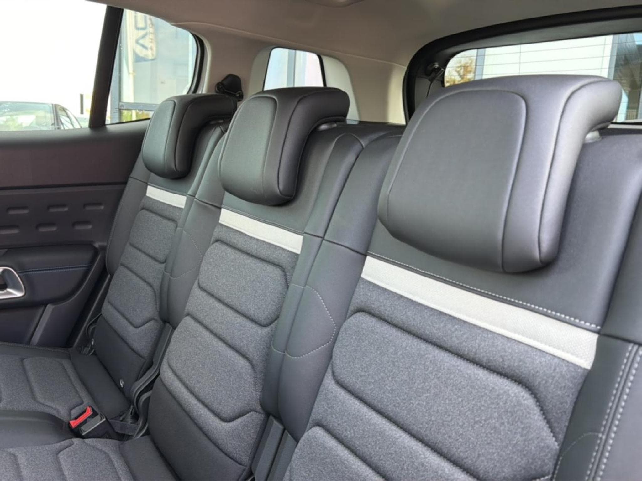 Citroen C5 AIRCROSS 1.5 BLUEHDI 130 MAX BOITE AUTOMATIQUE (2025) - Photo 20