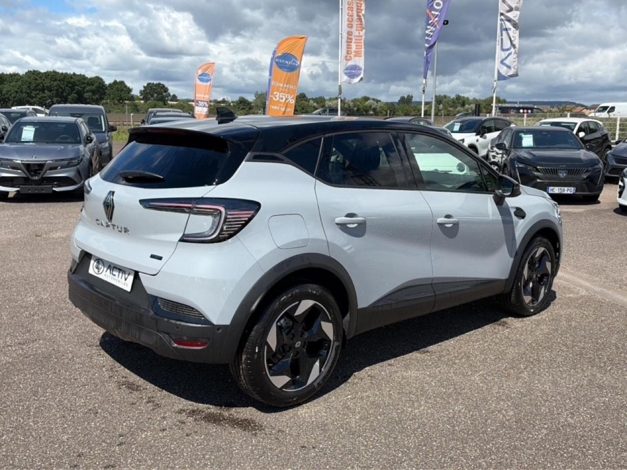 Renault CAPTUR II 1.8 E-TECH FULL HYBRID 160 TECHNO (2026) - Photo 5
