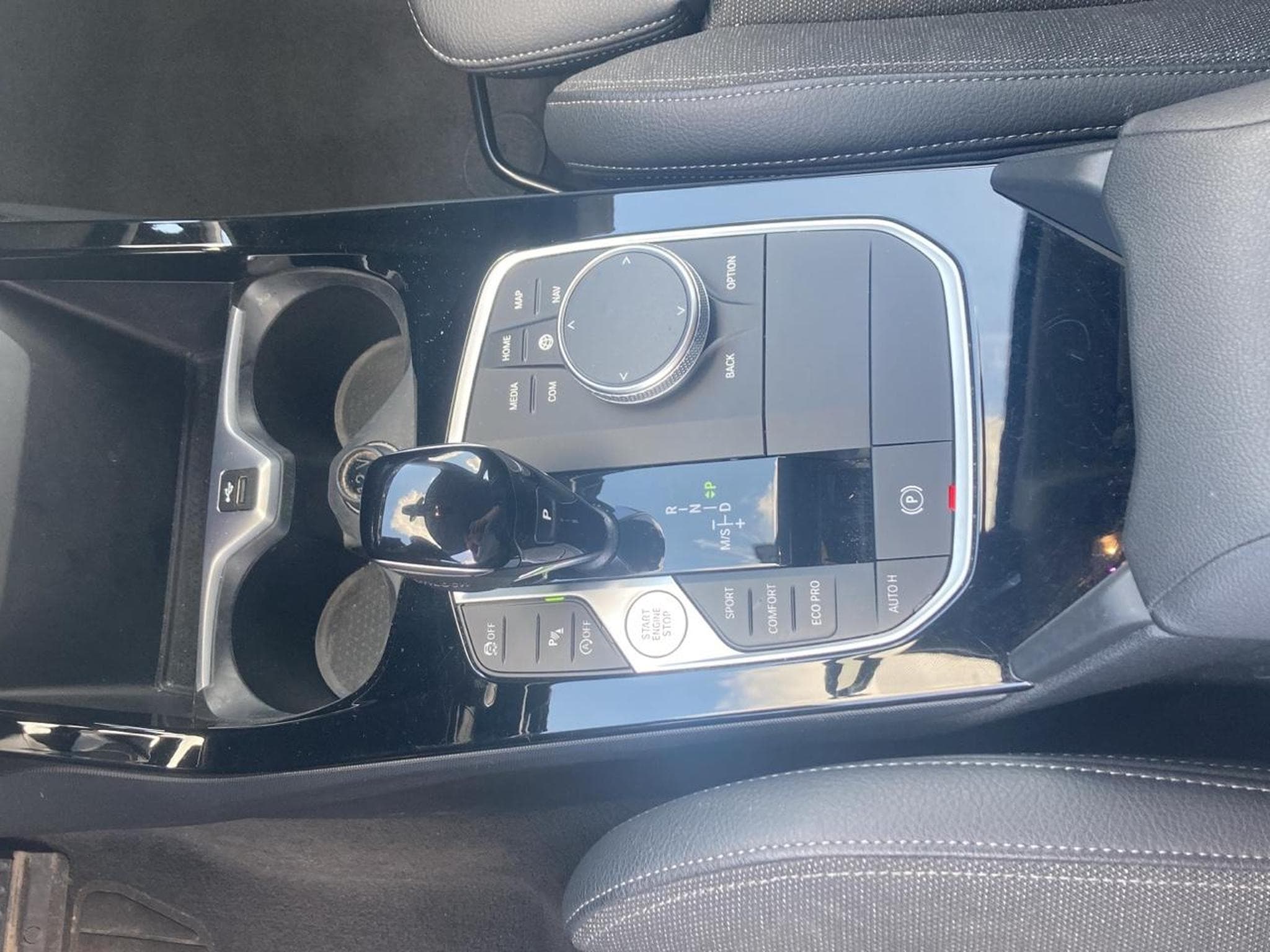 Bmw SERIE 1 (F40) 118I 136 EDITION SPORT DKG7 (2023) - Photo 12