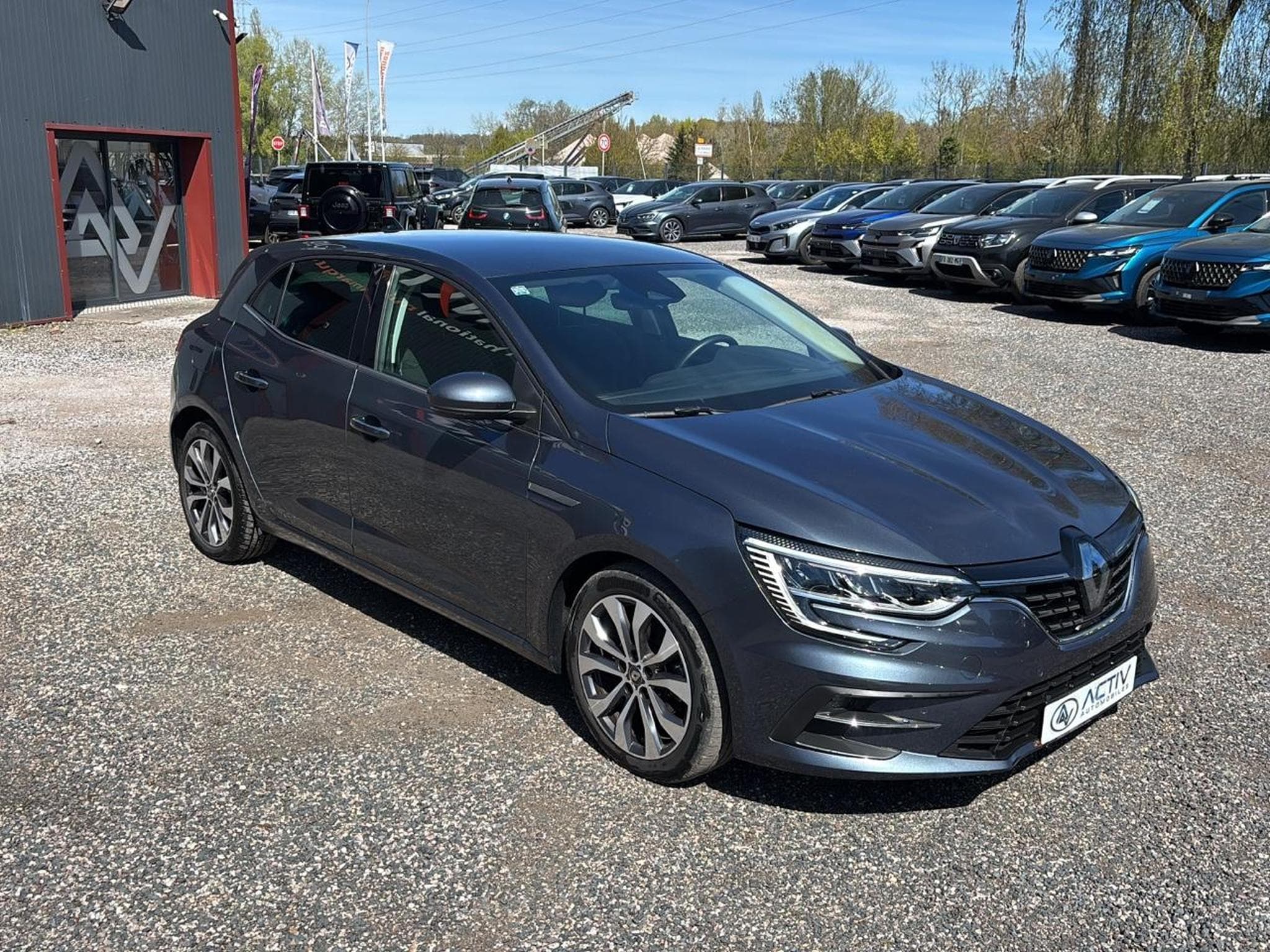 Renault MEGANE IV 1.5 BLUE DCI 115 TECHNO EDC (2023) - Foto 3