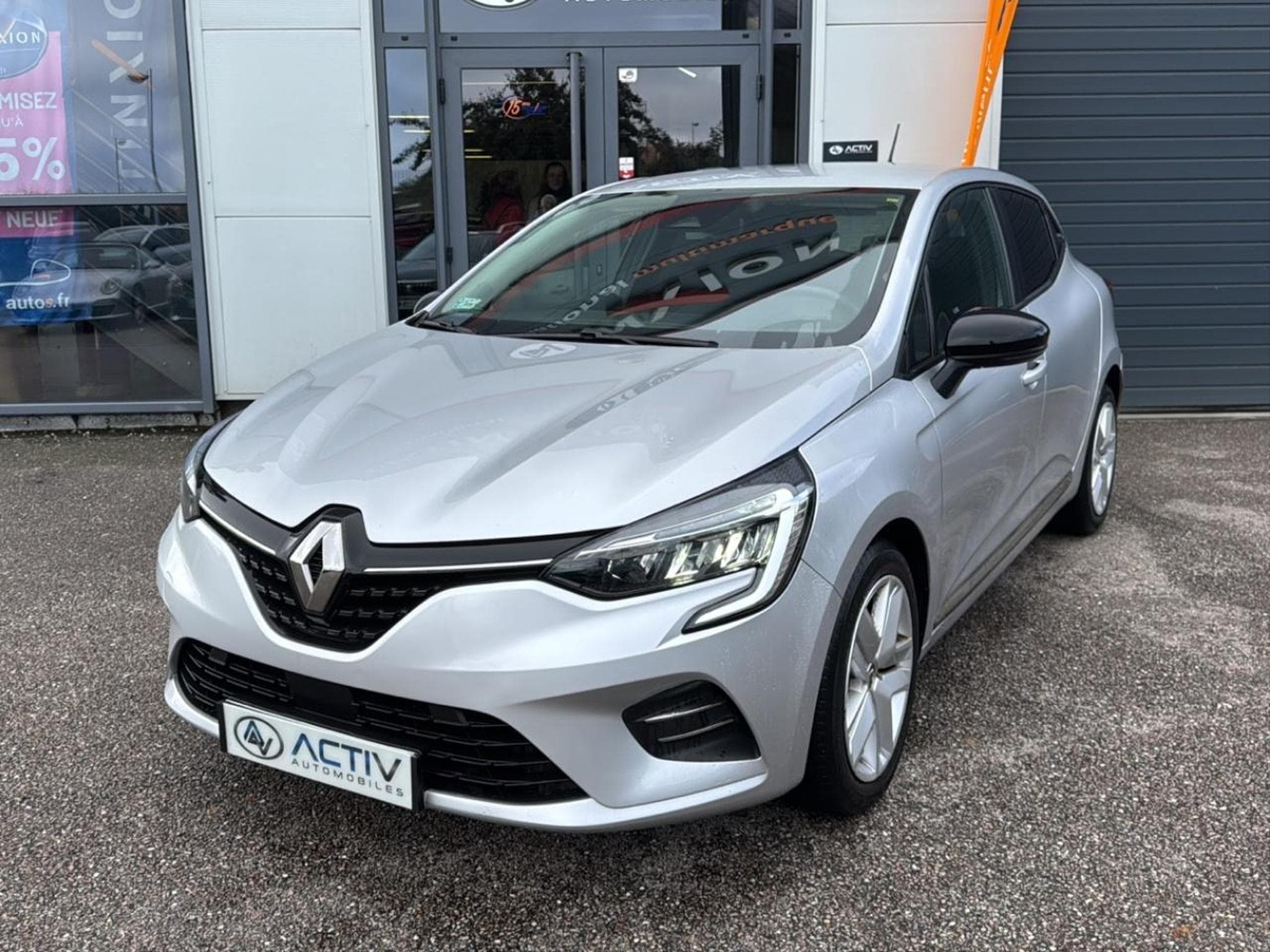 Renault CLIO V 1.0 TCE 90 ZEN (2021) - Photo 1