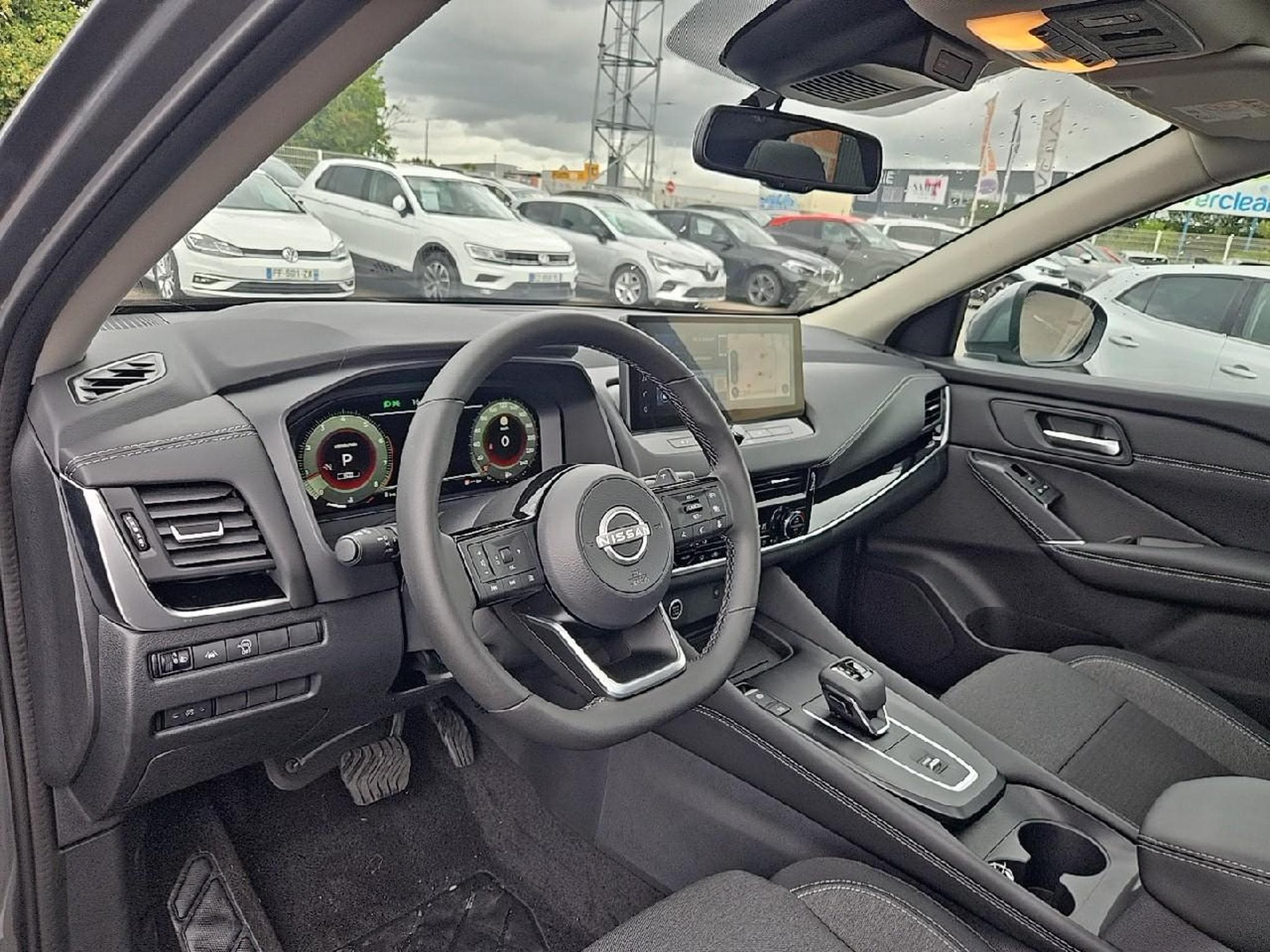 Nissan QASHQAI 1.3 MILD HYBRID 158 N-CONNECTA XTRONIC (2023) - Photo 15