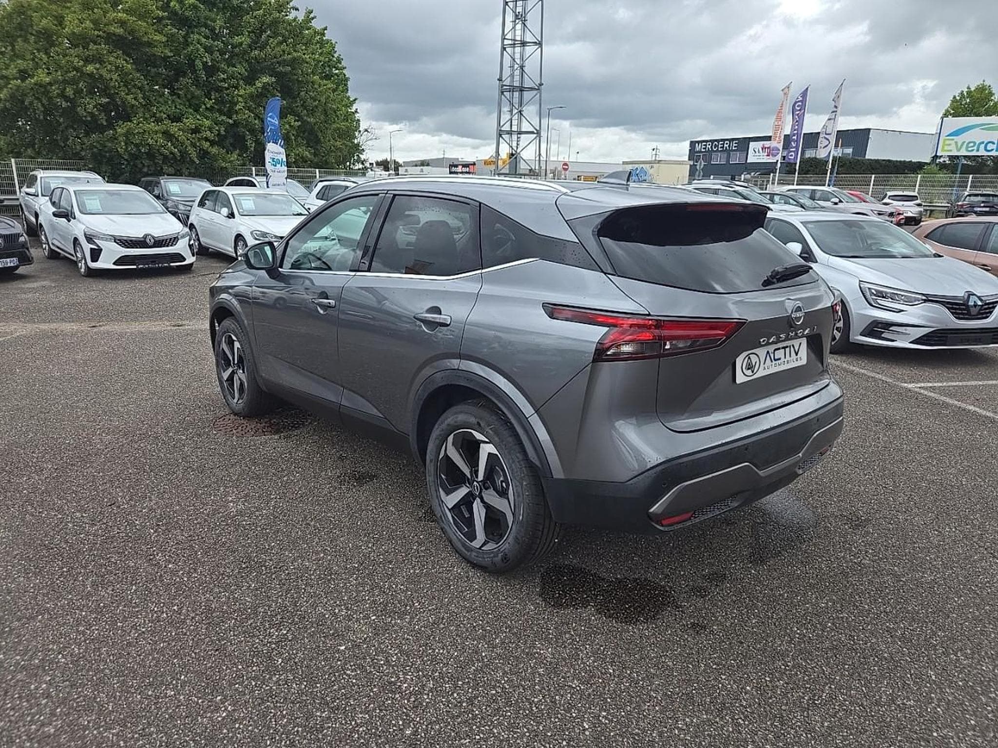 Nissan QASHQAI 1.3 MILD HYBRID 158 N-CONNECTA XTRONIC (2023) - Photo 7