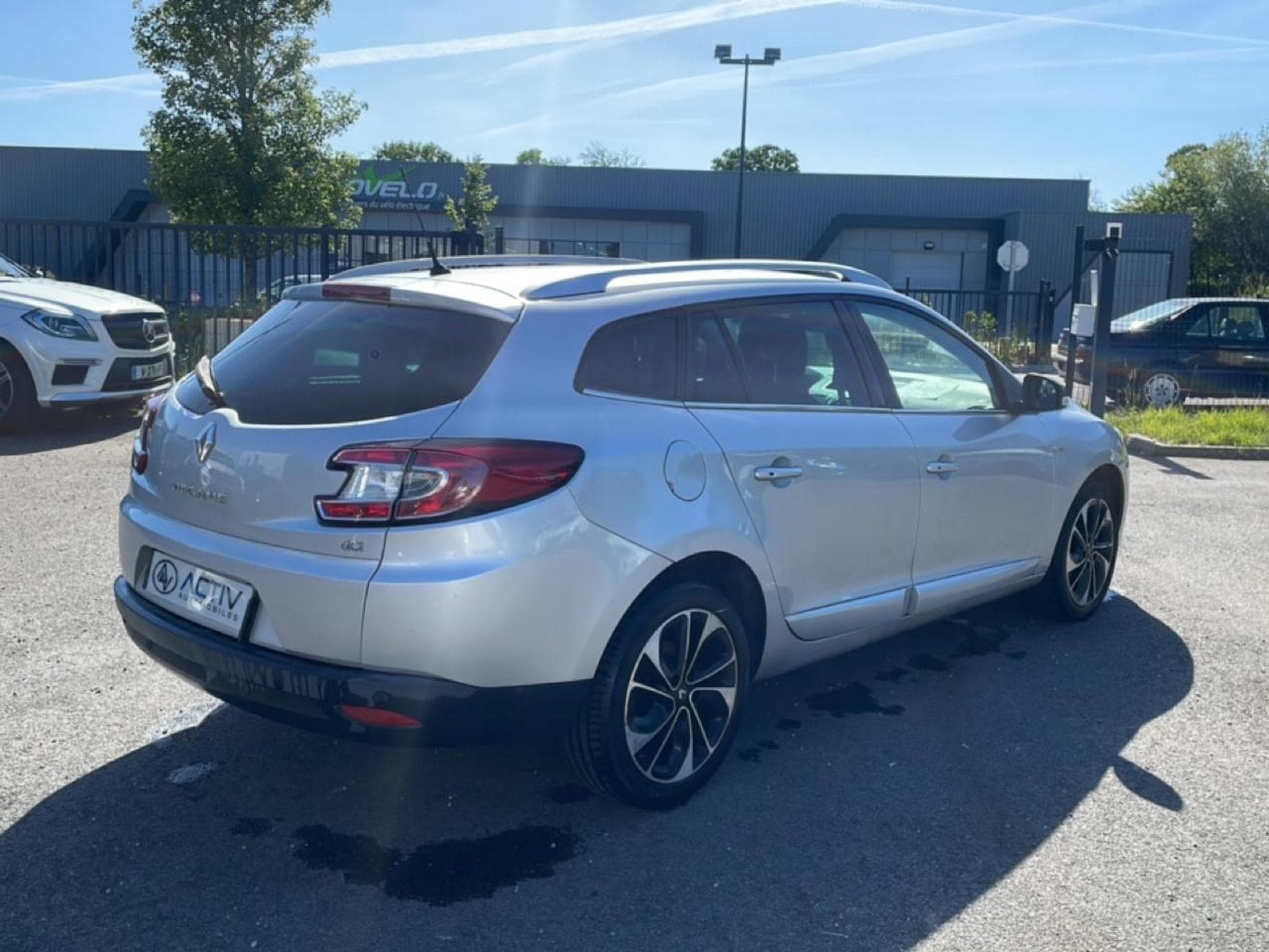 Renault MEGANE III ESTATE 1.5 DCI 110 BOSE EDC (2015) - Photo 5