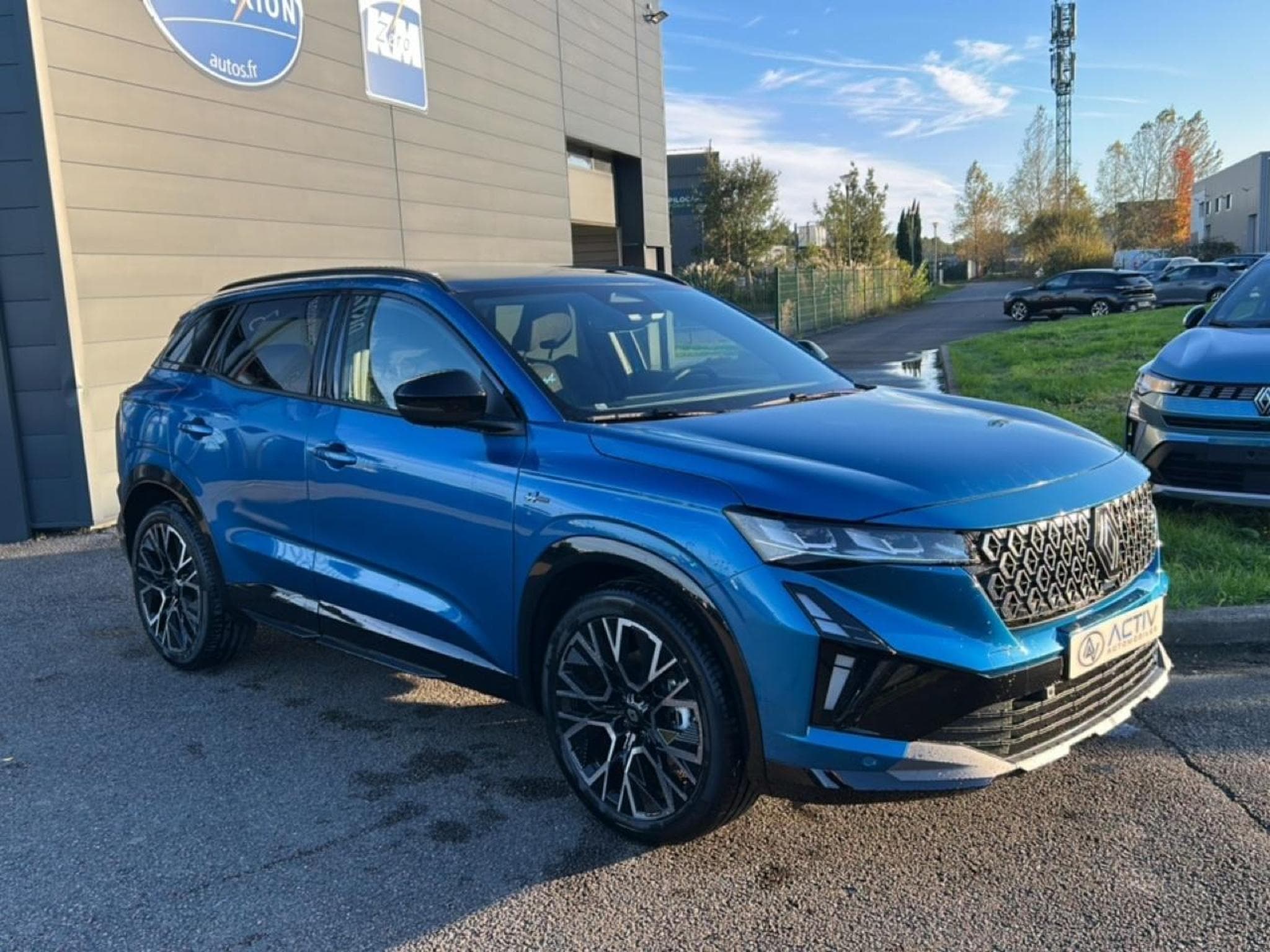 Renault AUSTRAL 1.2 E-TECH FULL HYBRID 200 ESPRIT ALPINE (2025) - Foto 3