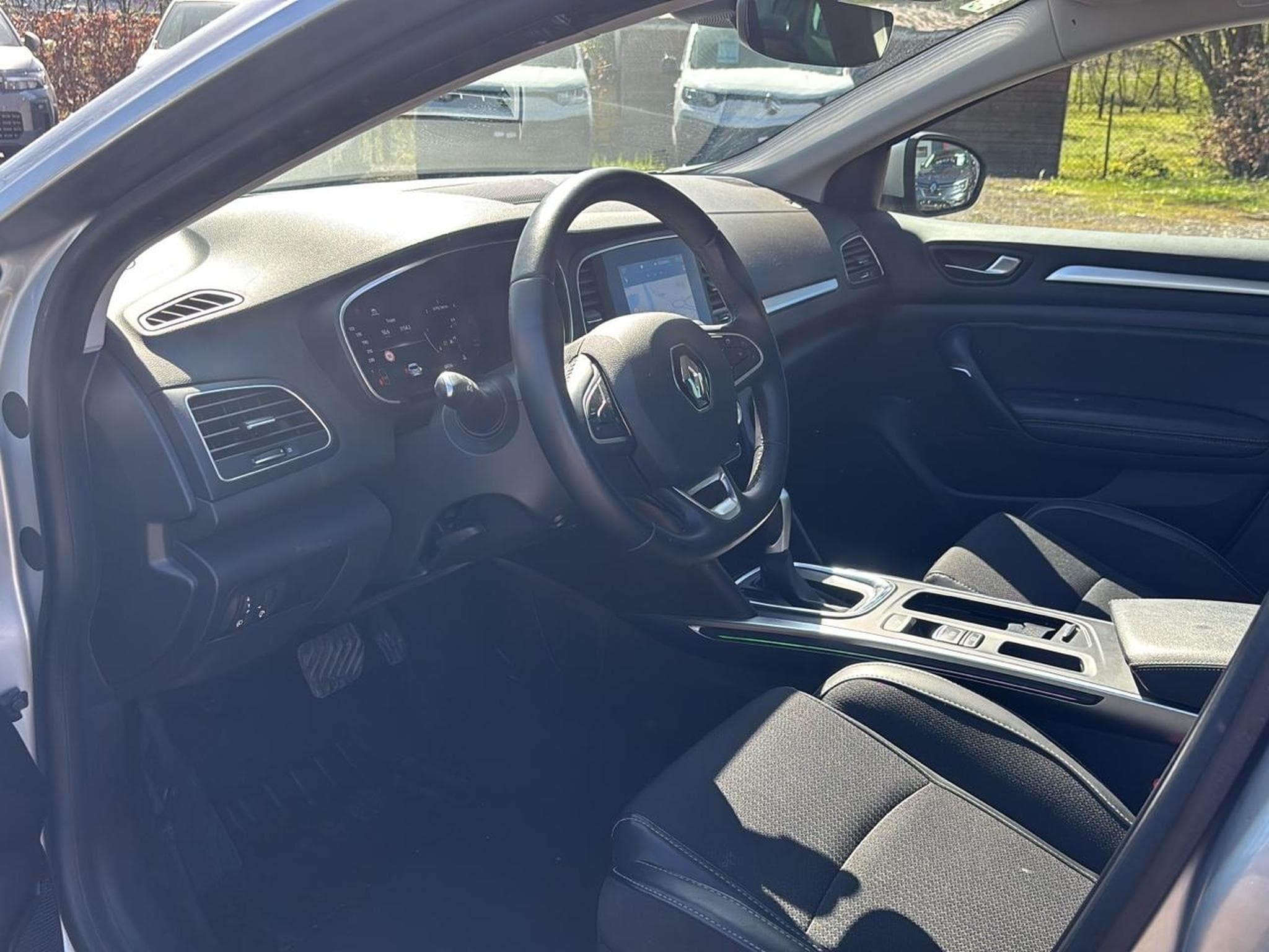 Renault MEGANE IV 1.5 BLUE DCI 115 TECHNO EDC (2023) - Foto 11