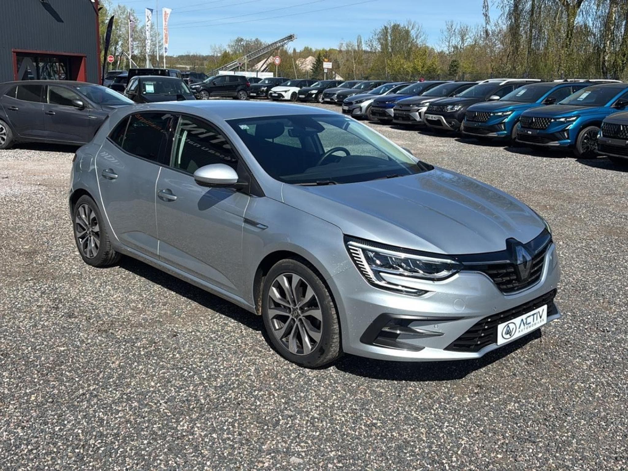 Renault MEGANE IV 1.5 BLUE DCI 115 TECHNO EDC (2023) - Foto 3
