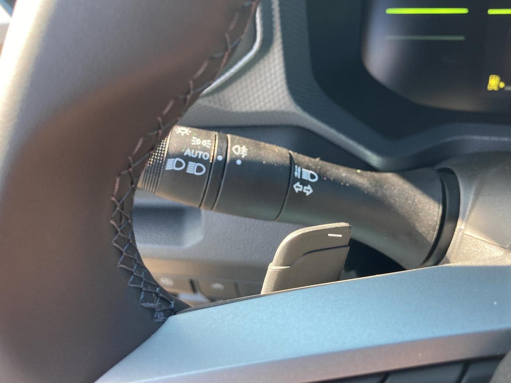 Dacia DUSTER 1.2 HYBRID-G 150 EXPRESSION 4X4 (2026) - Foto 16