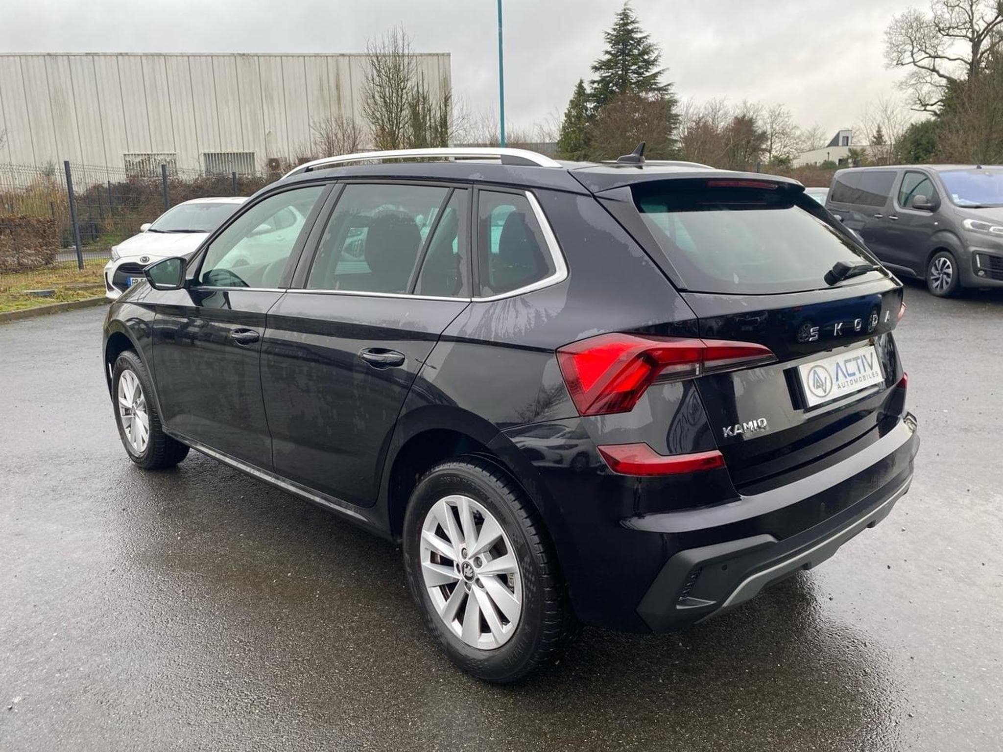 Skoda KAMIQ 1.0 TSI 116 SELECTION DSG7 (2025) - Foto 7