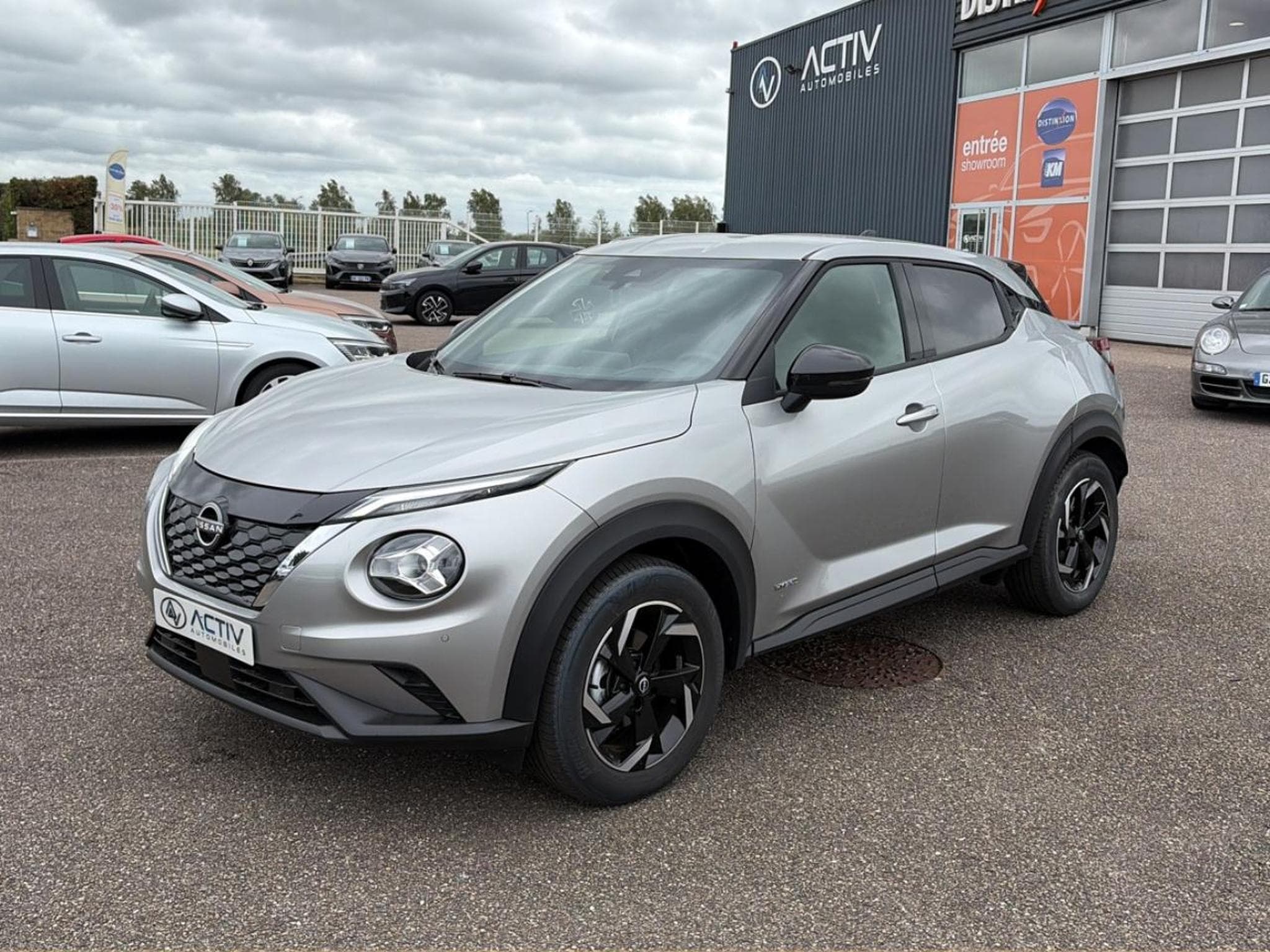 Nissan JUKE 1.6 HYBRID 143 N-CONNECTA (2023) - Photo 1