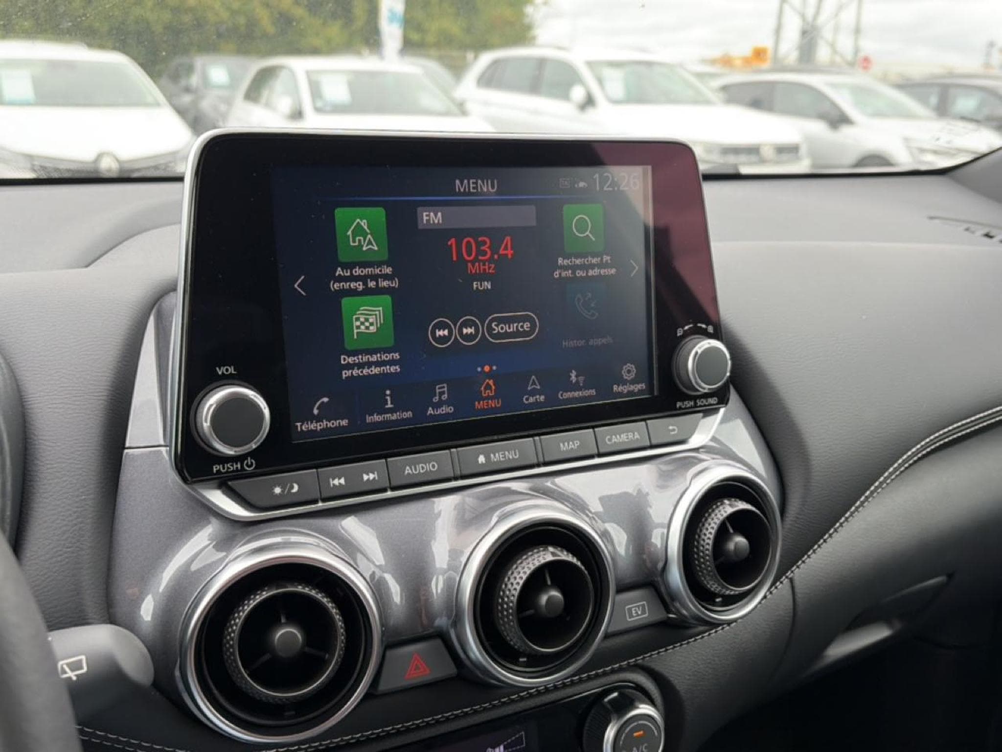 Nissan JUKE 1.6 HYBRID 143 N-CONNECTA (2023) - Photo 17