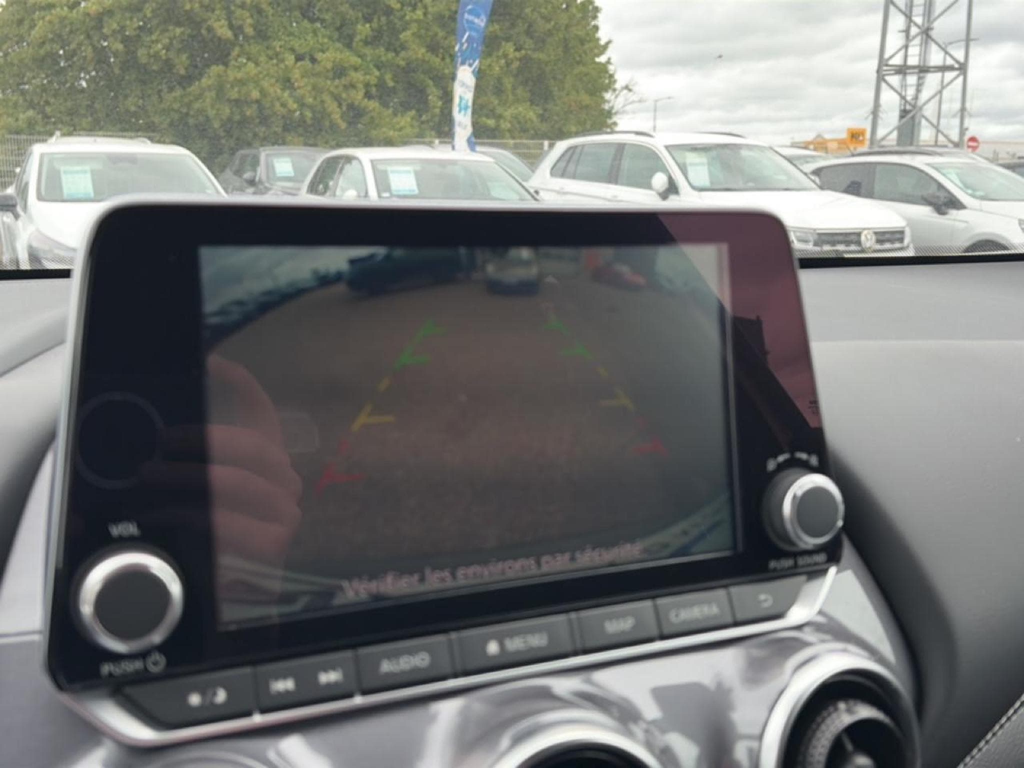 Nissan JUKE 1.6 HYBRID 143 N-CONNECTA (2023) - Photo 20