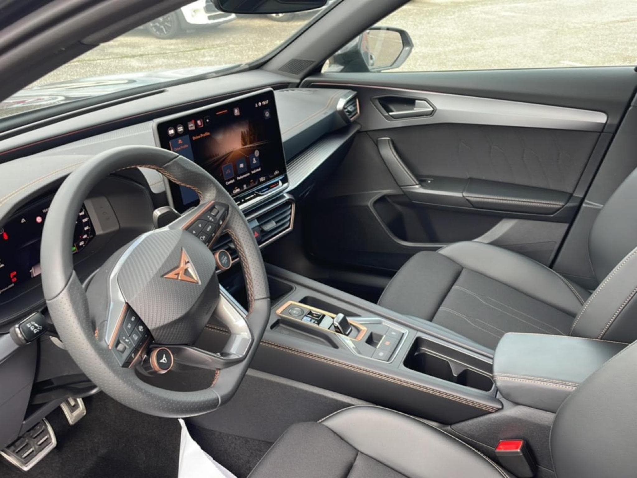 Cupra FORMENTOR 2.0 TDI 150 V DSG7 (2026) - Photo 12