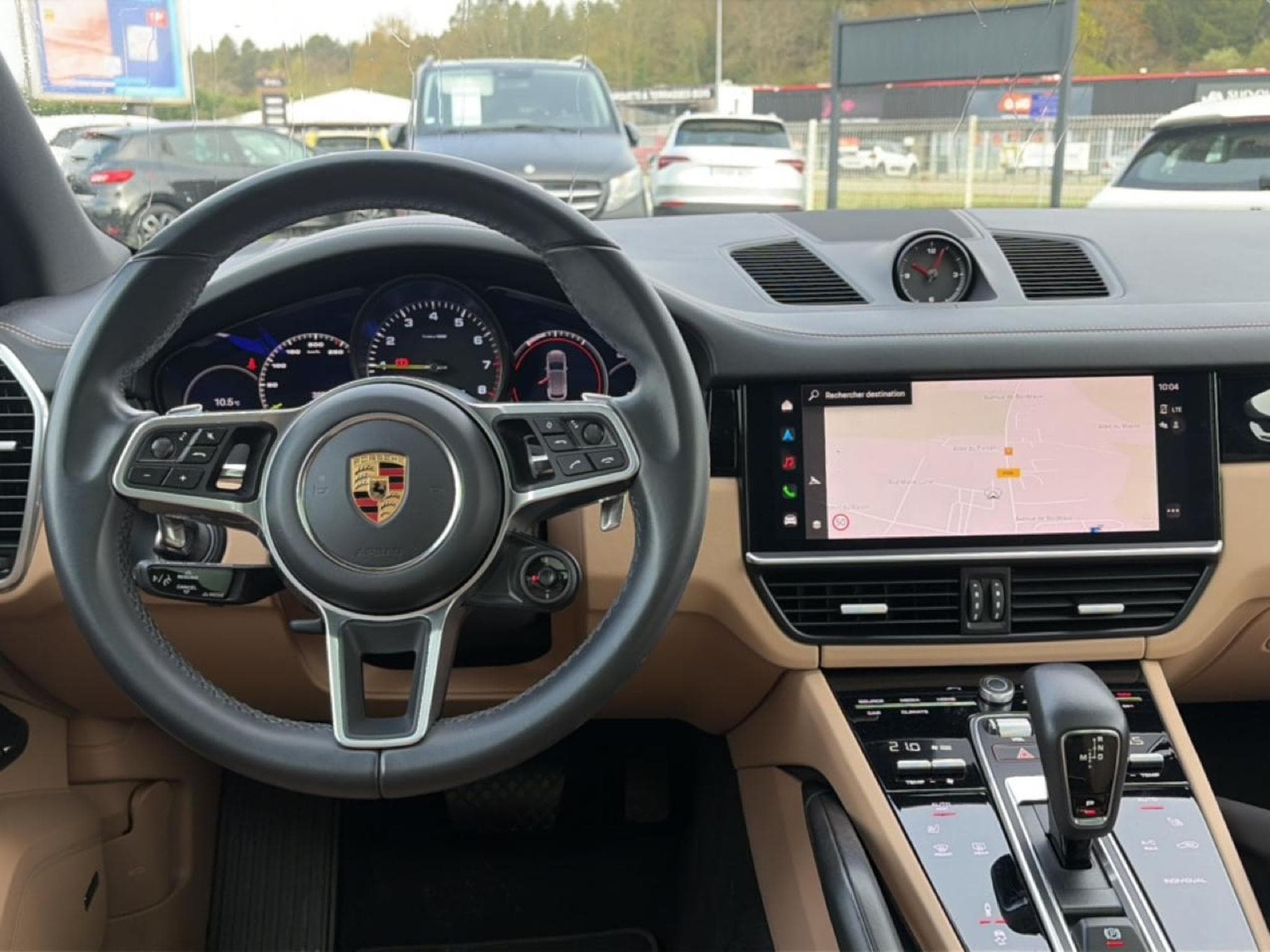 Porsche CAYENNE (9YA) 3.0 V6 462 E-HYBRID PLATINUM EDITION (2023) - Photo 17