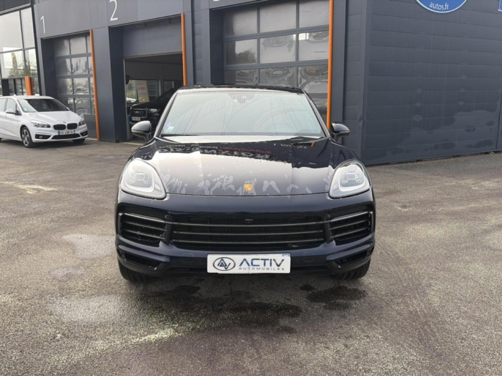Porsche CAYENNE (9YA) 3.0 V6 462 E-HYBRID PLATINUM EDITION (2023) - Photo 2