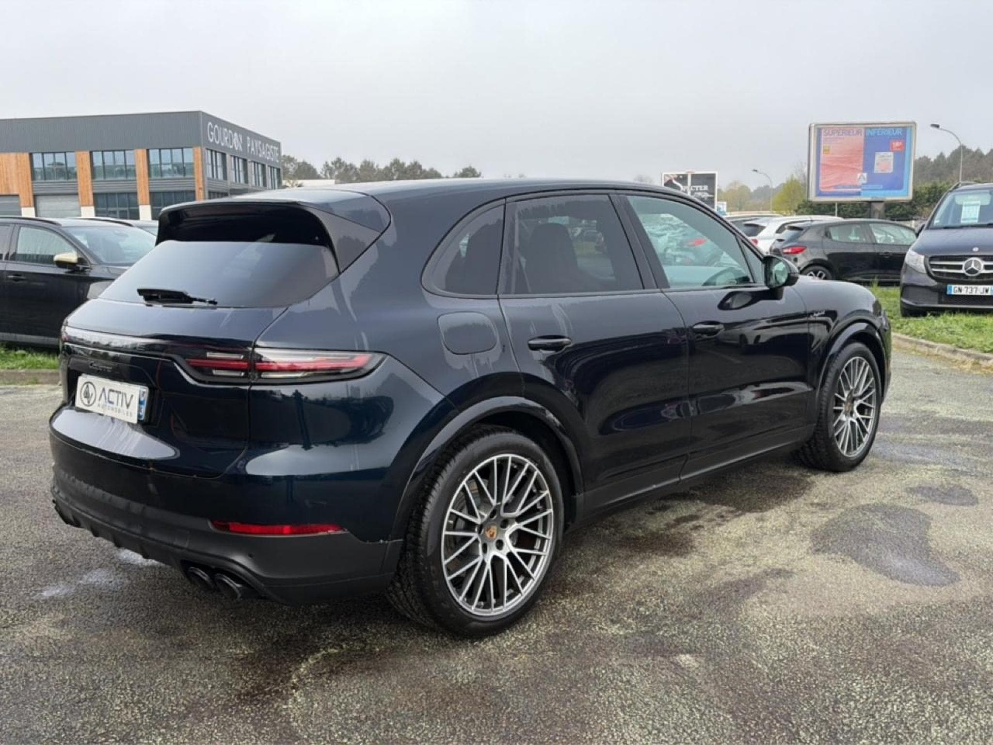 Porsche CAYENNE (9YA) 3.0 V6 462 E-HYBRID PLATINUM EDITION (2023) - Photo 5