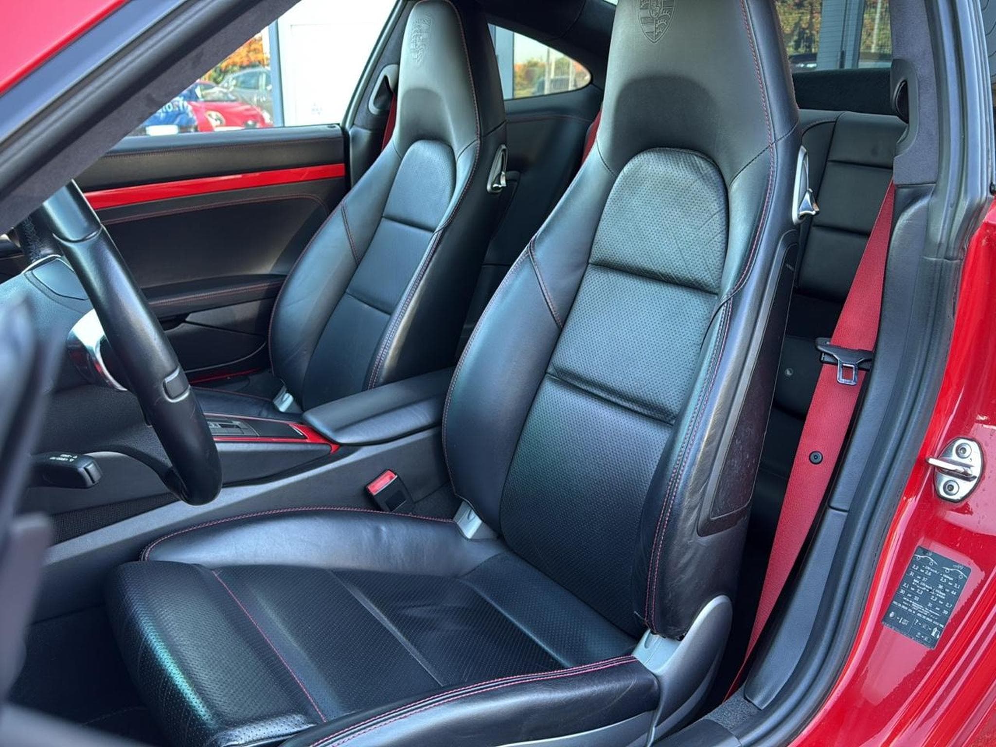Porsche 911 COUPE (991) CARRERA 4 PDK (2013) - Photo 19