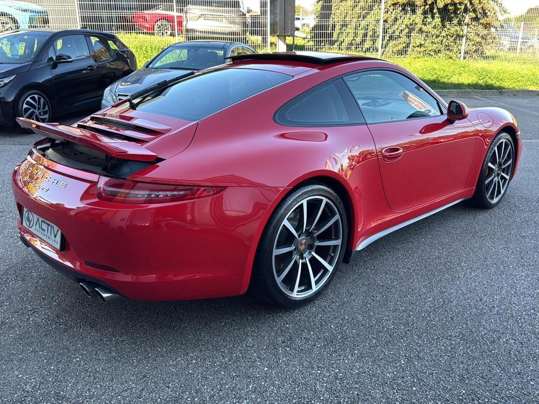 Porsche 911 COUPE (991) CARRERA 4 PDK (2013) - Photo 5
