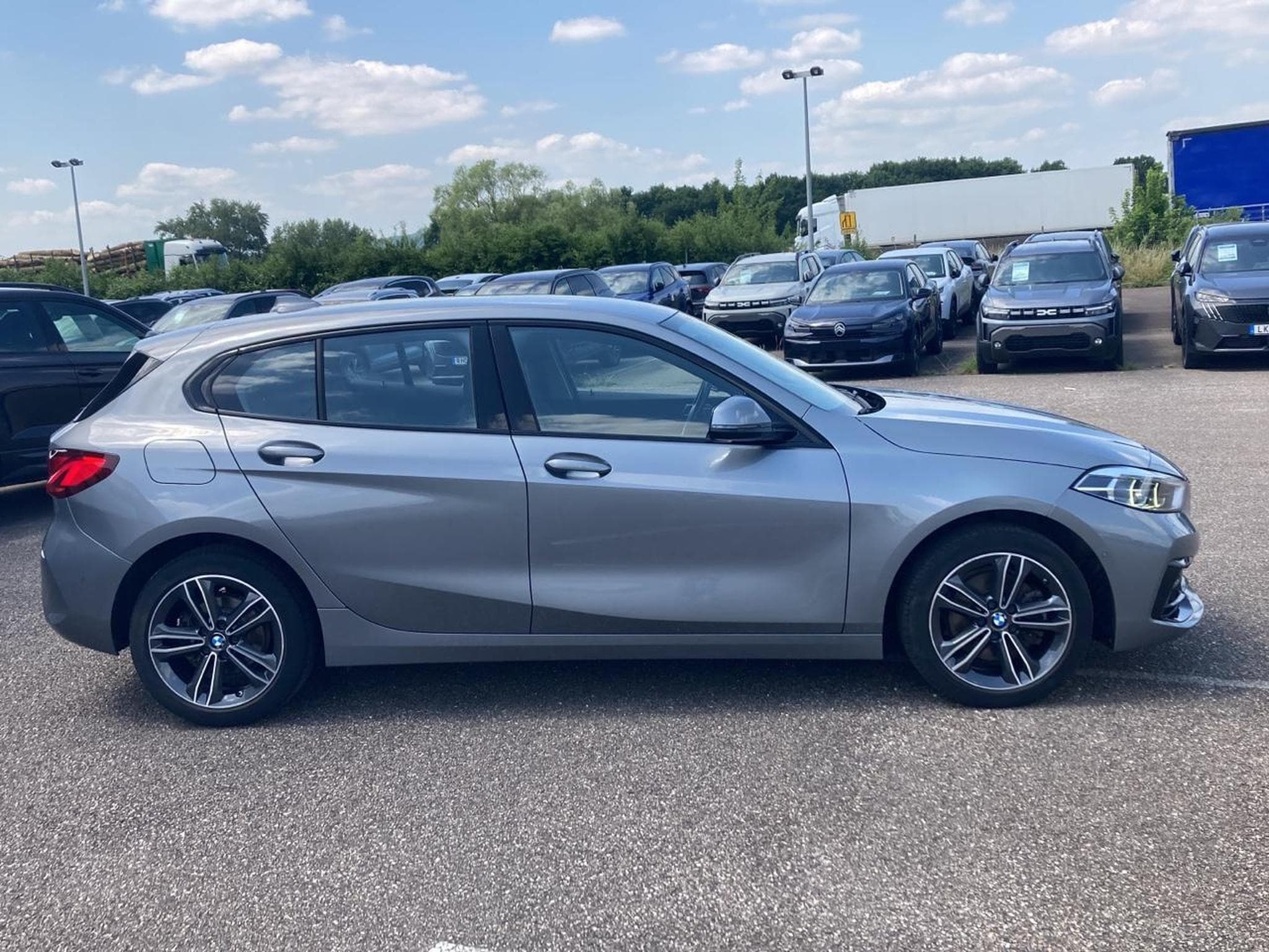 Bmw SERIE 1 (F40) 118I 136 EDITION SPORT DKG7 (2023) - Photo 4