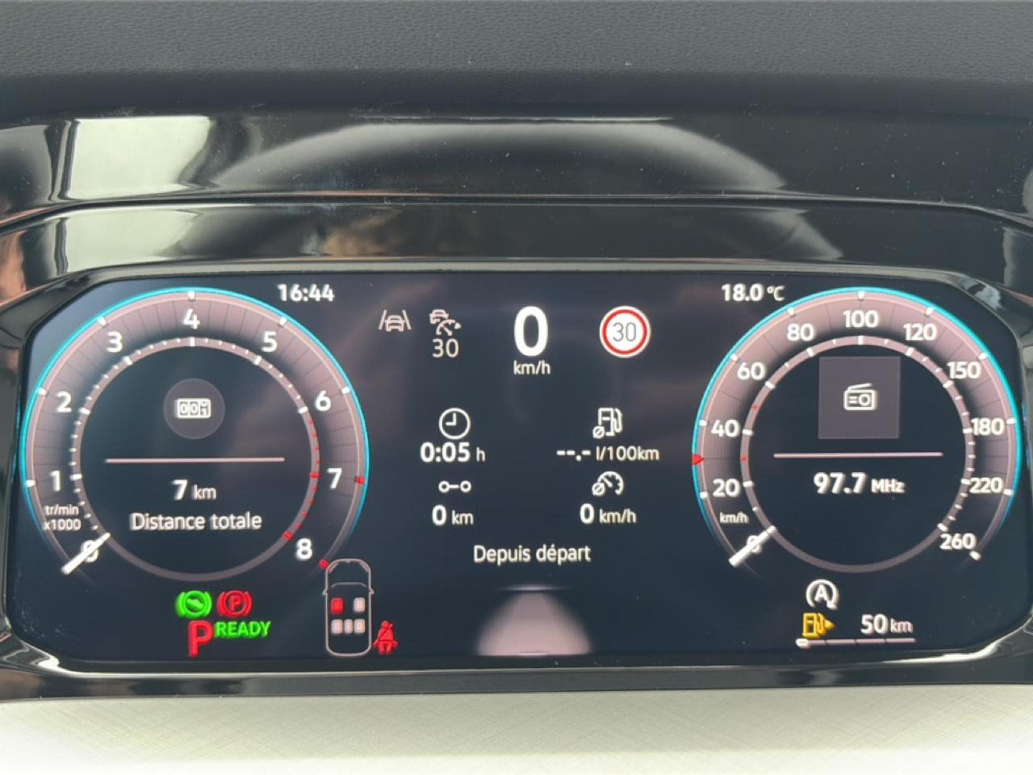 VW GOLF VIII 1.5 ETSI EVO2 116 LIFE DSG7 (2026) - Photo 16