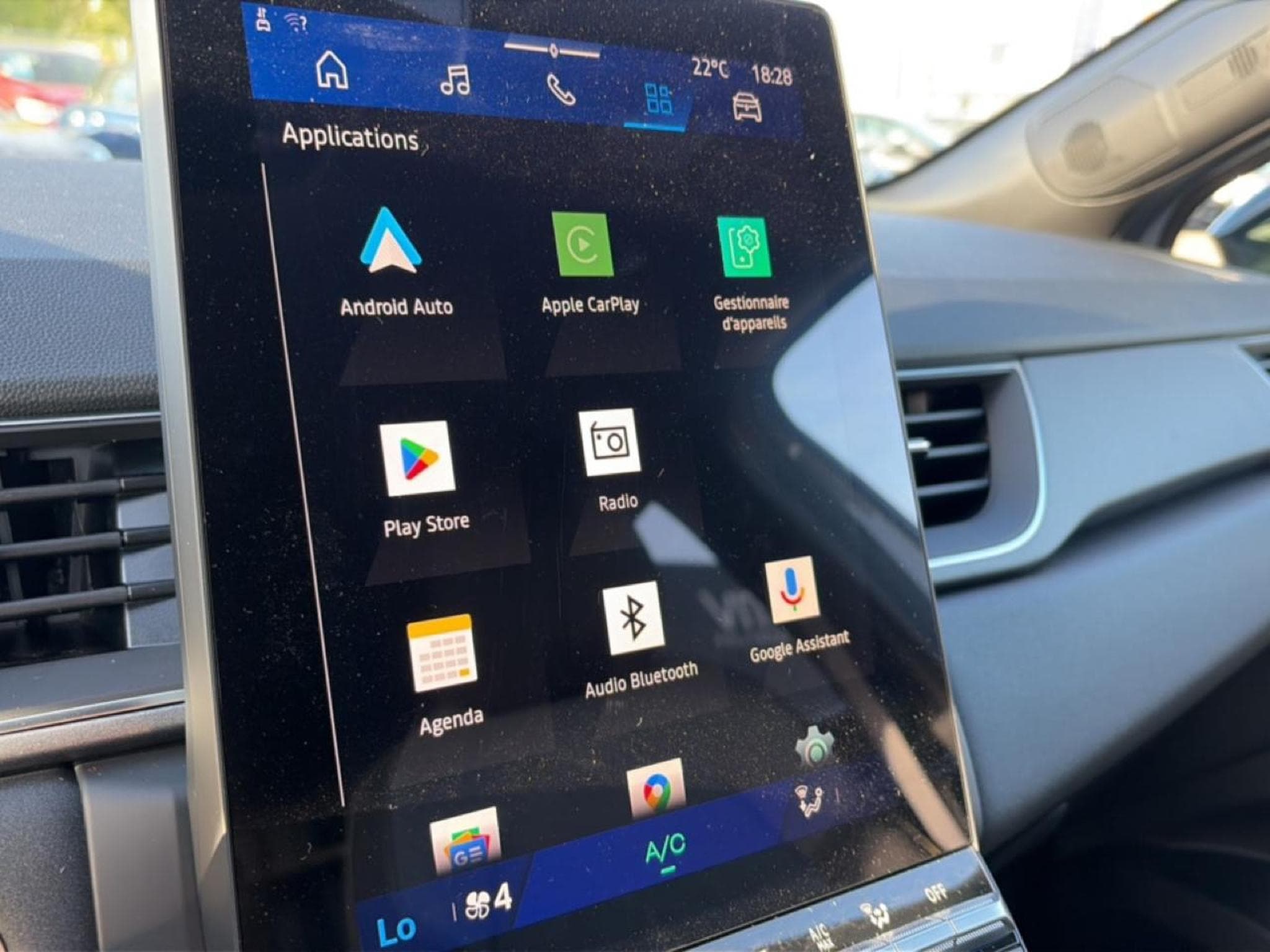 Renault SYMBIOZ 1.8 E-TECH FULL HYBRID 160 TECHNO (2026) - Photo 18