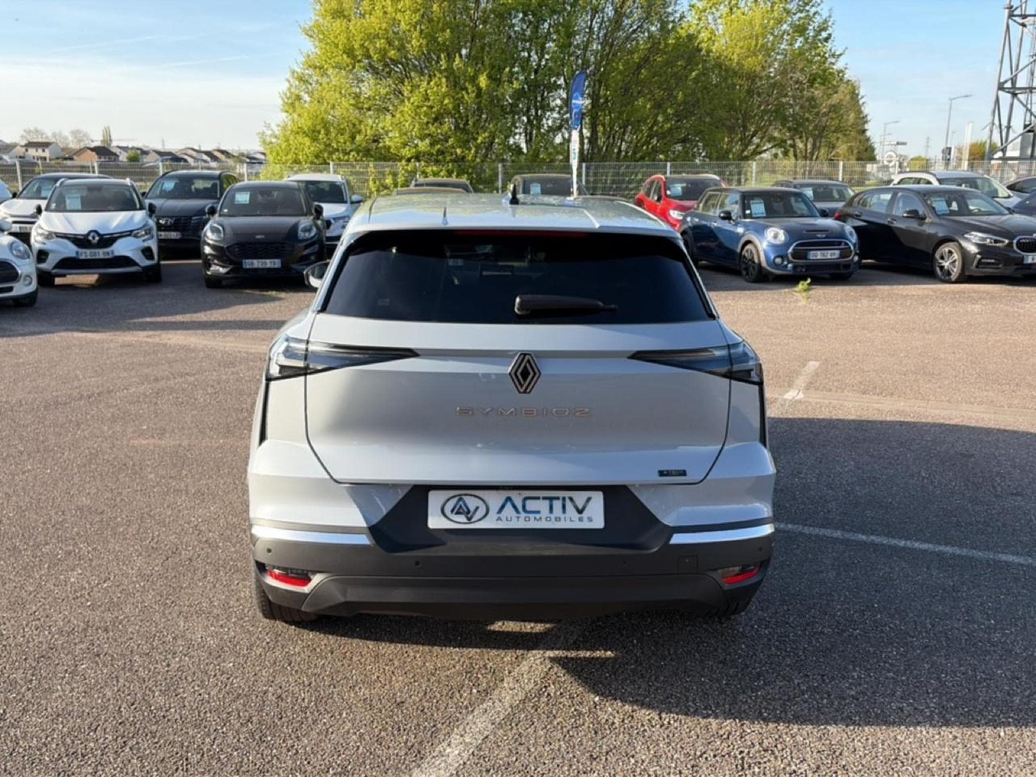 Renault SYMBIOZ 1.8 E-TECH FULL HYBRID 160 TECHNO (2026) - Photo 6