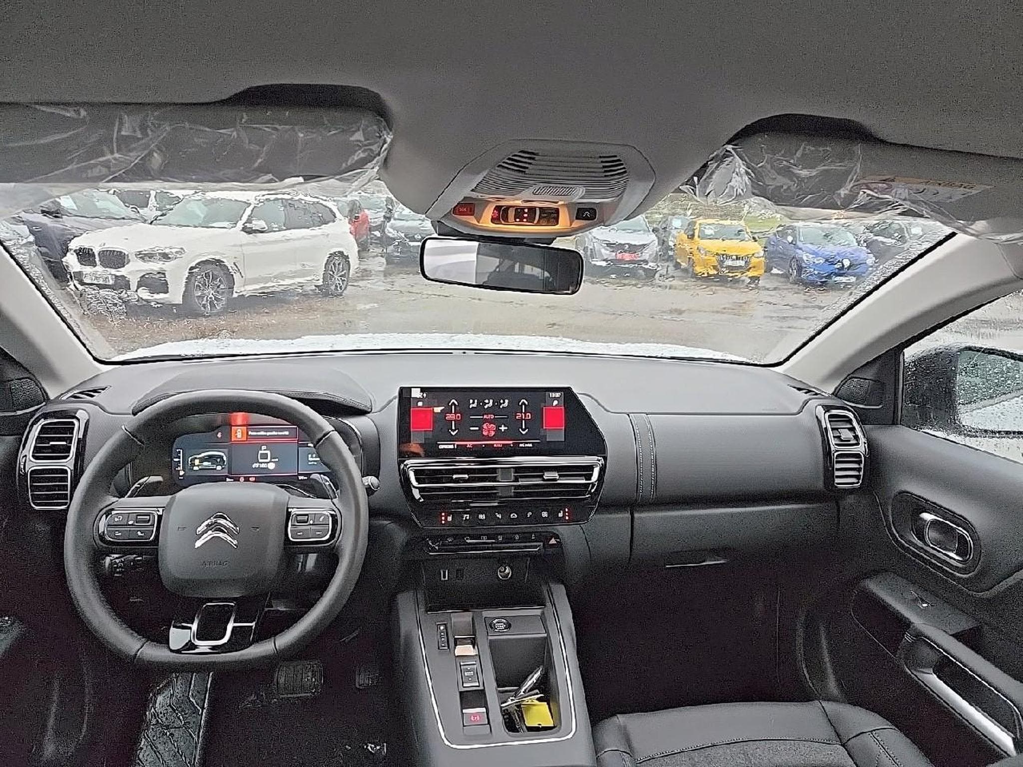 Citroen C5 AIRCROSS 1.2 HYBRIDE 145 PLUS E-DCS6 (2024) - Photo 10