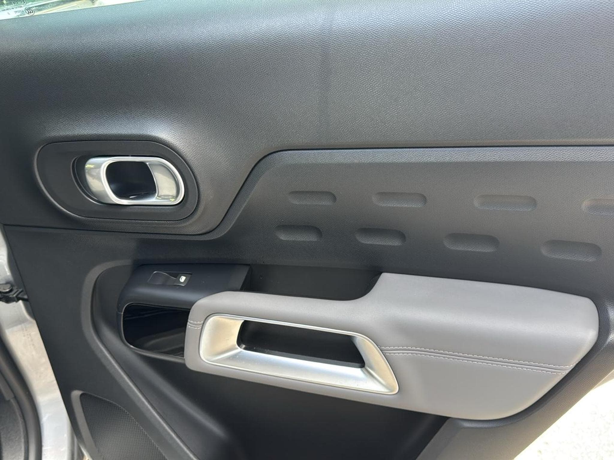 Citroen C5 AIRCROSS PURETECH 130 FEEL PACK (2021) - Photo 17