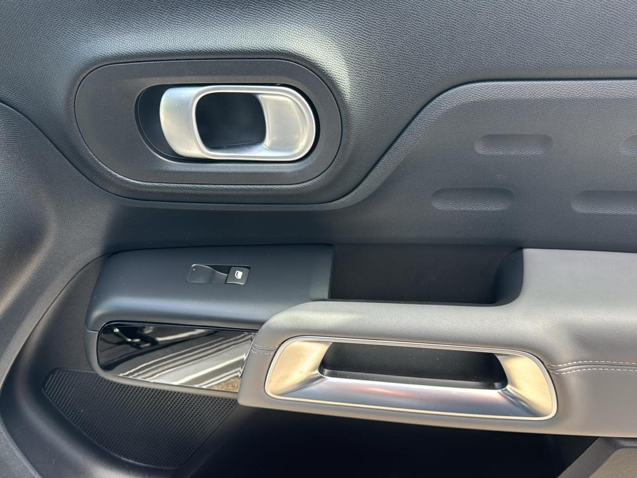 Citroen C5 AIRCROSS PURETECH 130 FEEL PACK (2021) - Photo 18