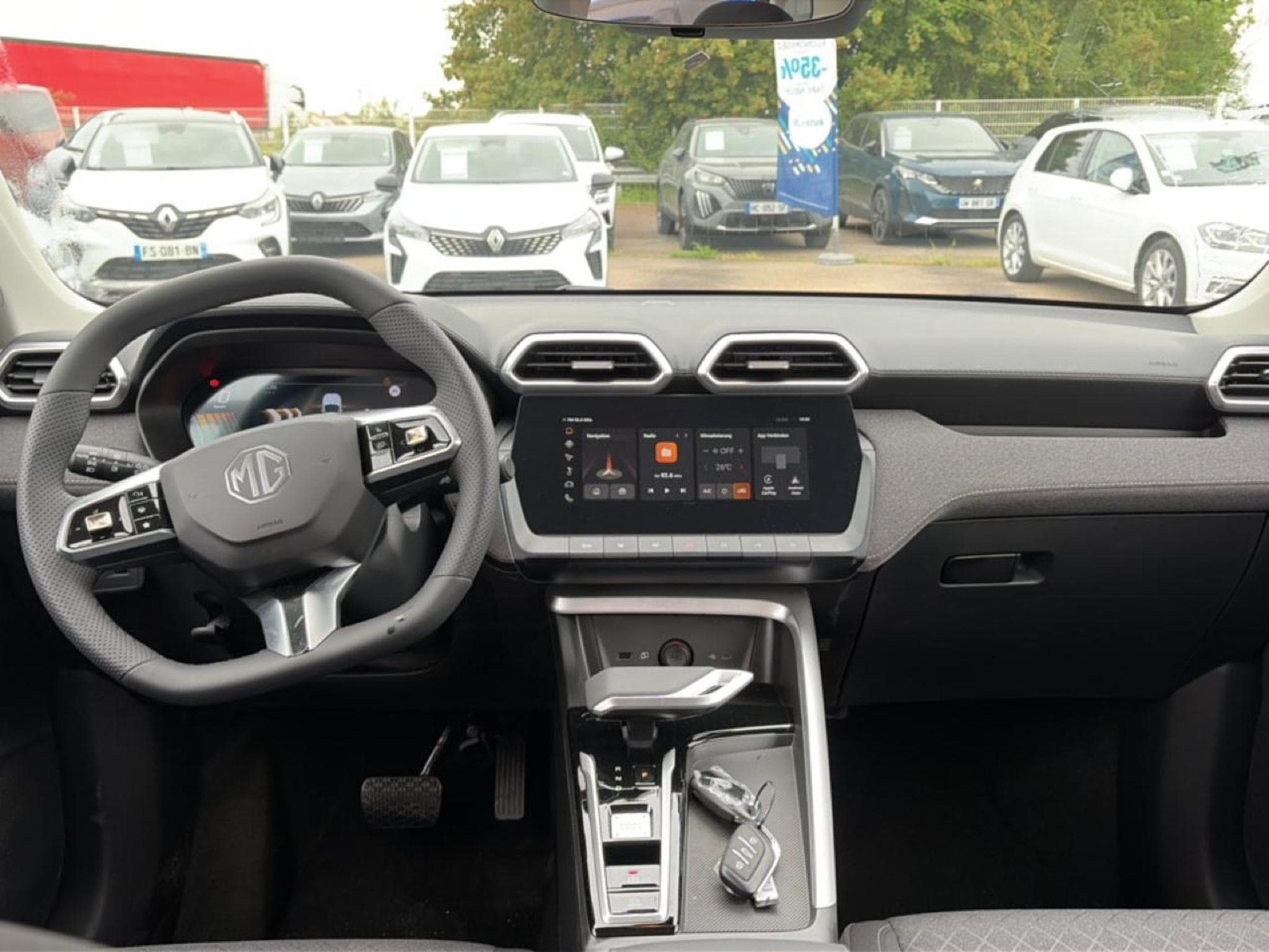 Mg Motor ZS HYBRID+ 197 STANDARD (2026) - Photo 10