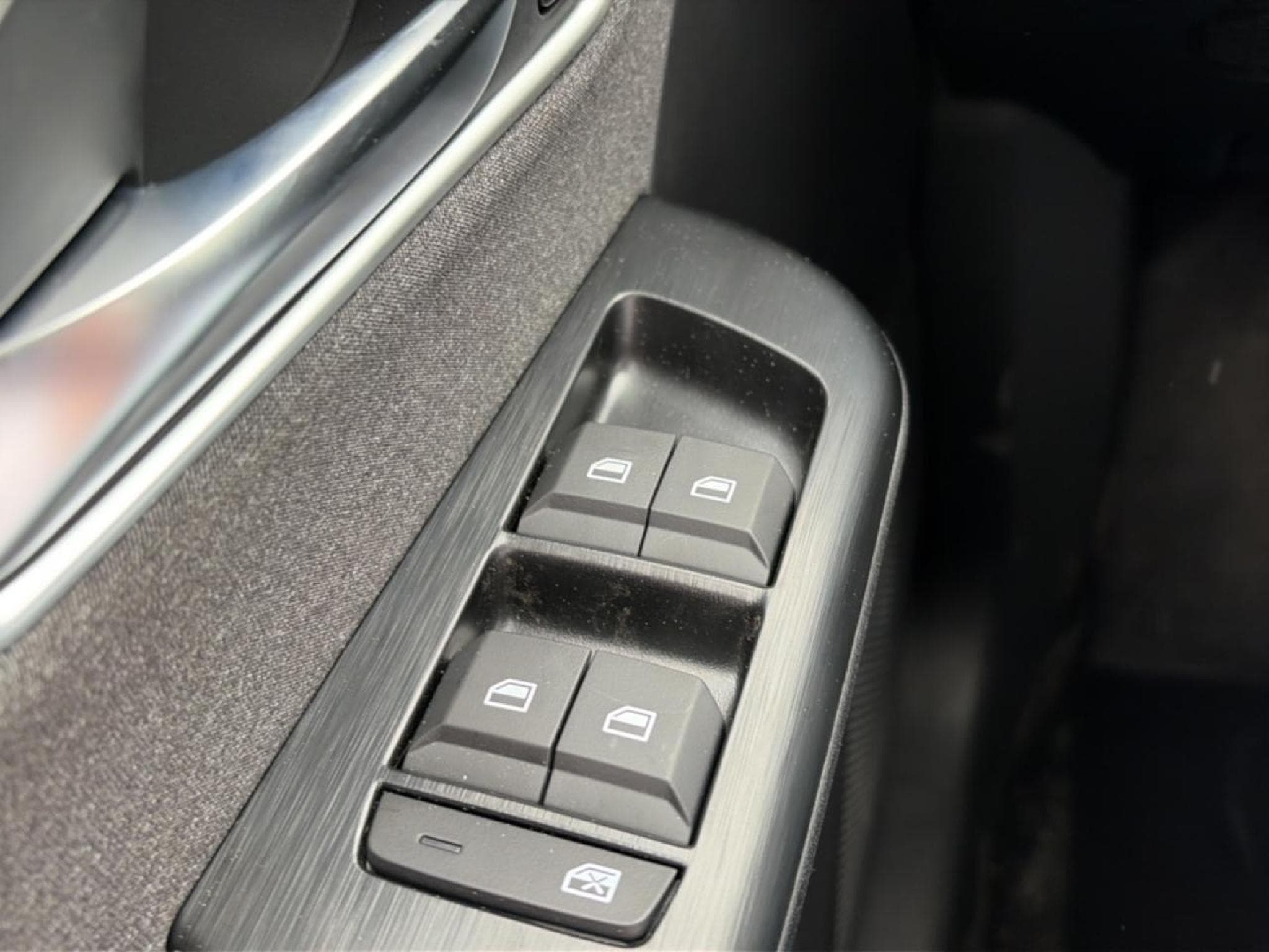 Mg Motor ZS HYBRID+ 197 STANDARD (2026) - Photo 11