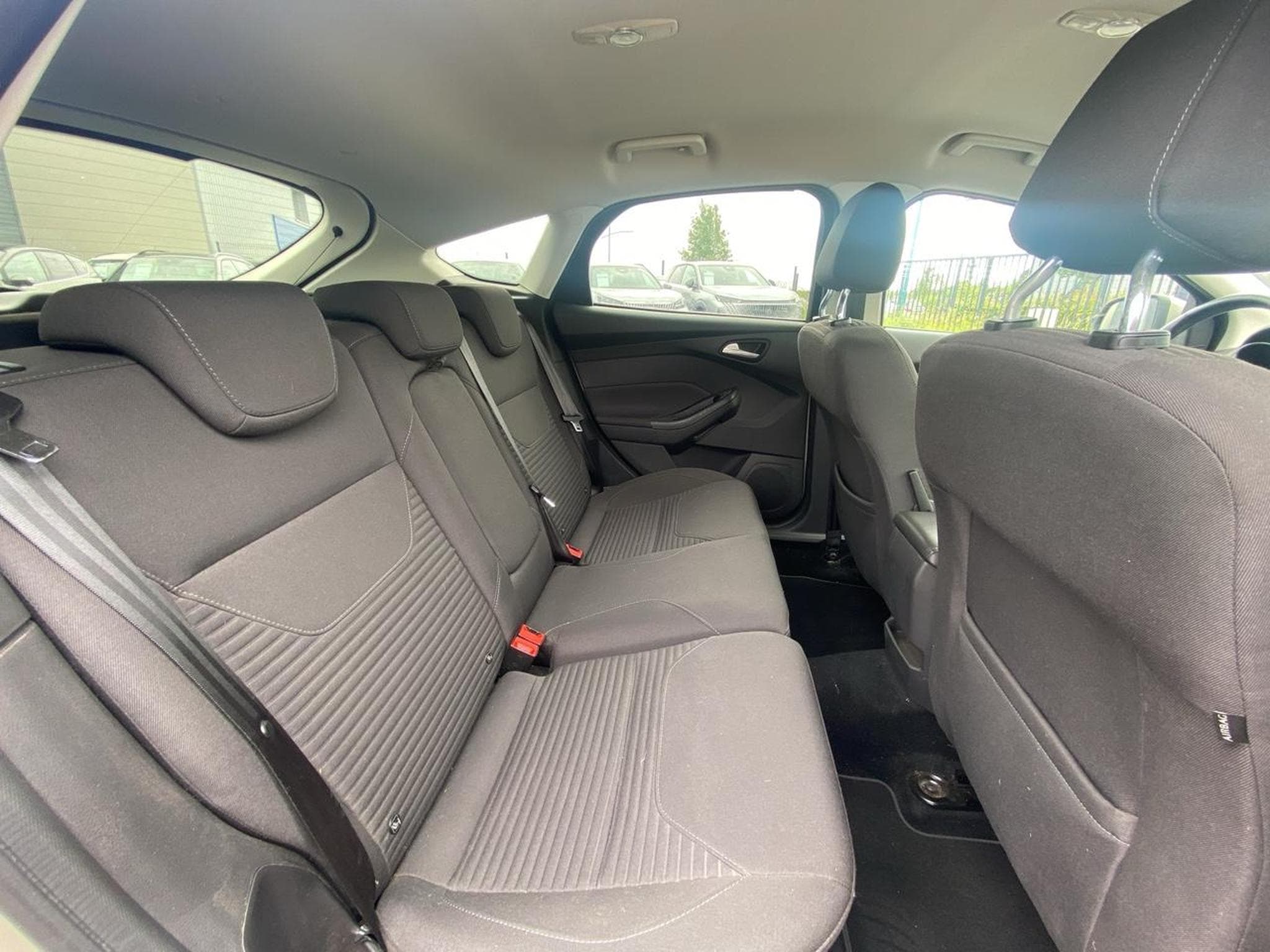 Ford Focus 1.5 ECOBOOST 182 TITANIUM (2015) - Photo 11