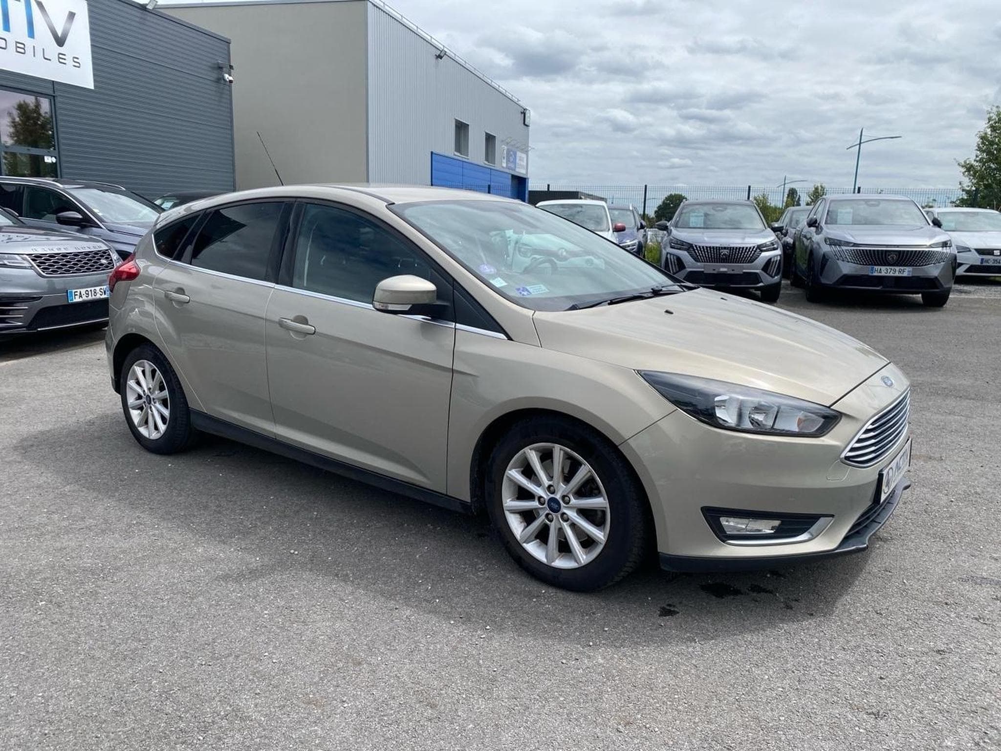 Ford Focus 1.5 ECOBOOST 182 TITANIUM (2015) - Photo 3
