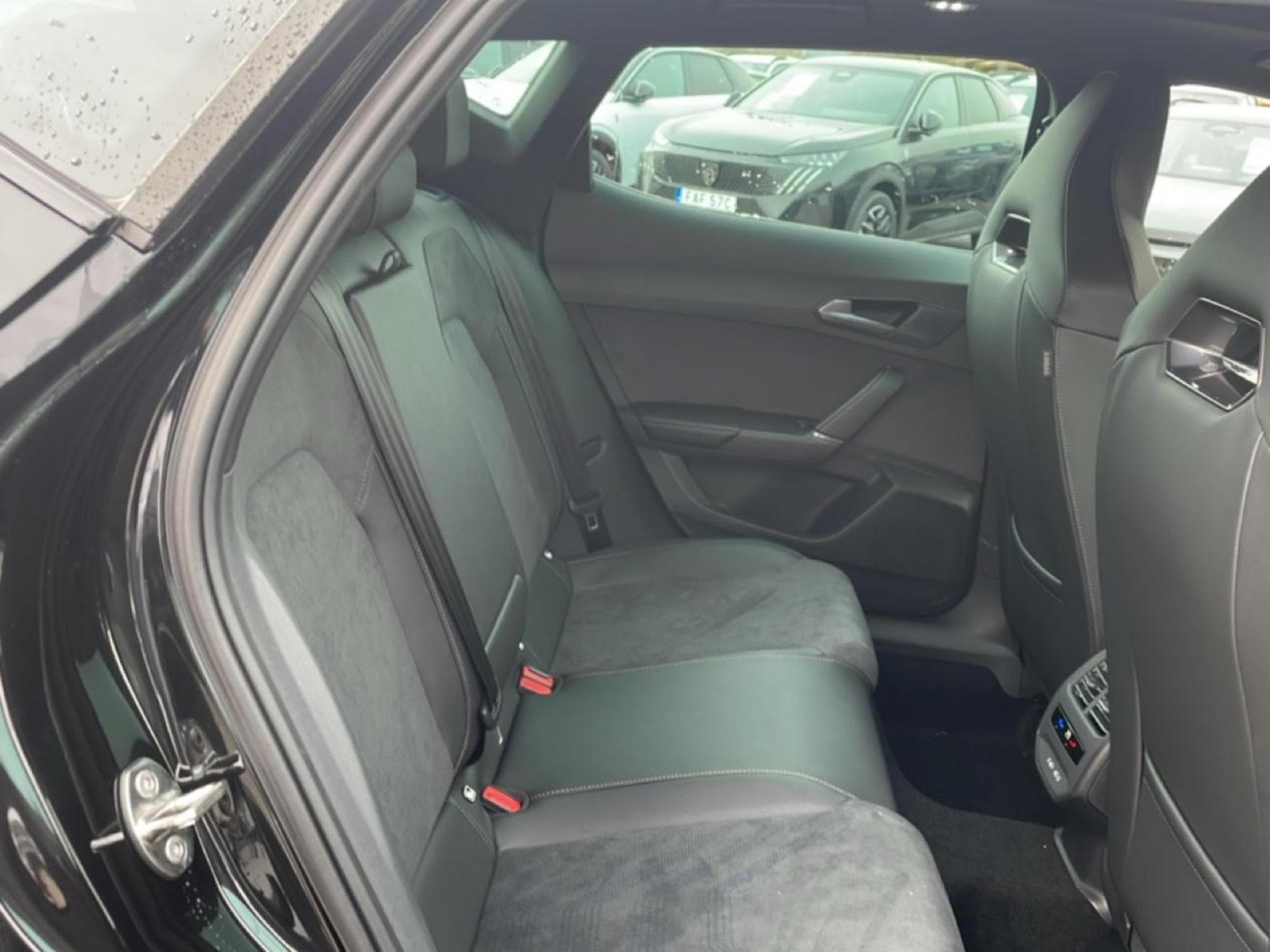 Cupra FORMENTOR 2.0 TDI 150 V DSG7 (2025) - Photo 16