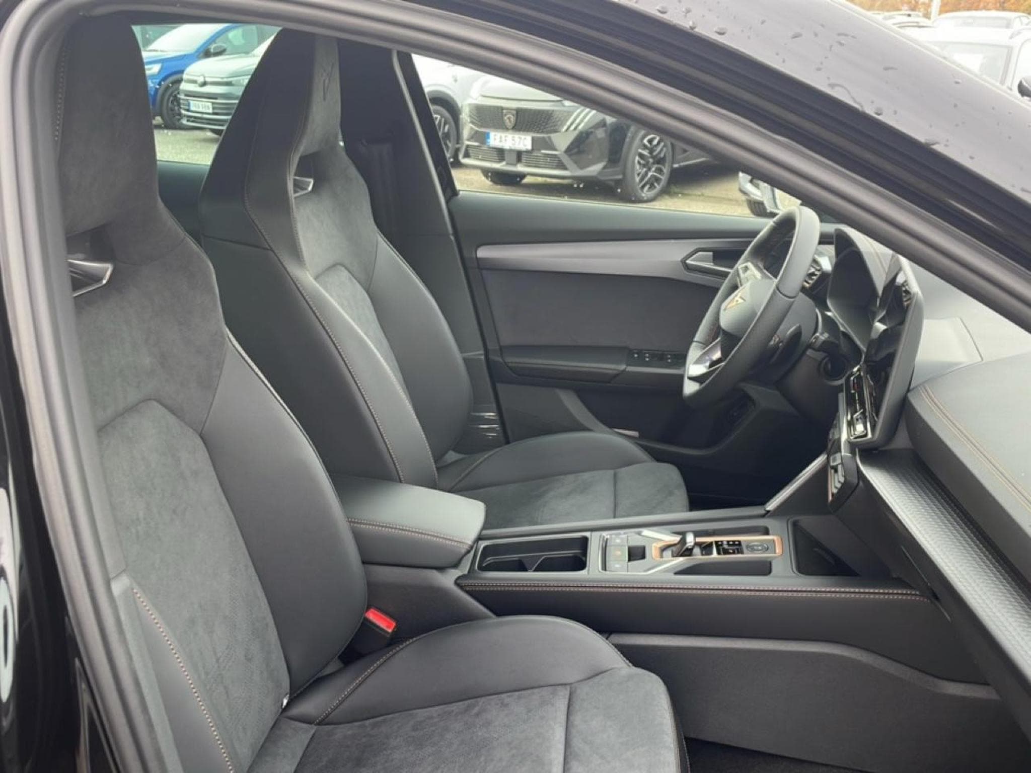 Cupra FORMENTOR 2.0 TDI 150 V DSG7 (2025) - Photo 18