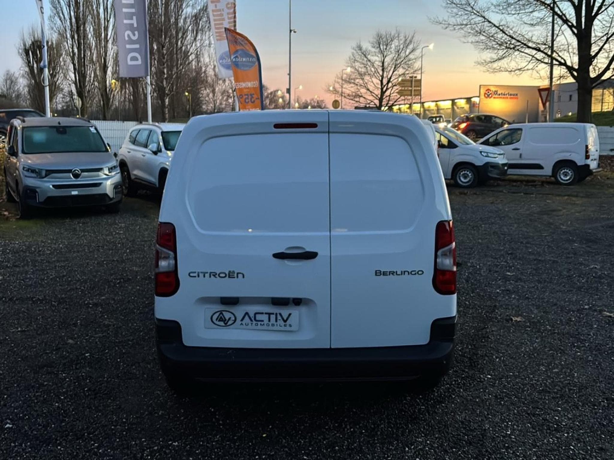 Citroen BERLINGO VAN XL 950KG BLUEHDI 130 EAT8 (2025) - Foto 6