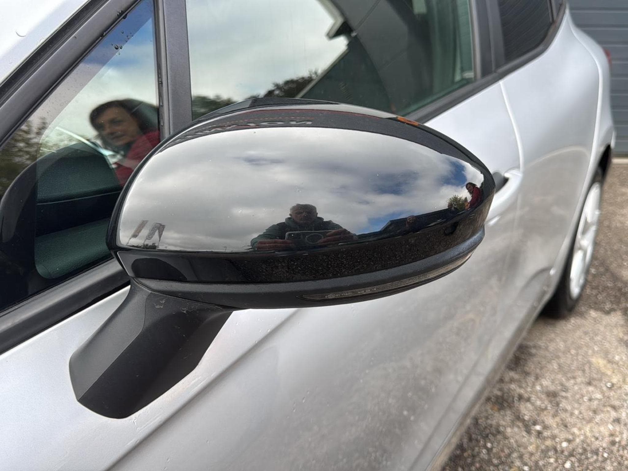 Renault CLIO V 1.0 TCE 90 ZEN (2021) - Photo 11