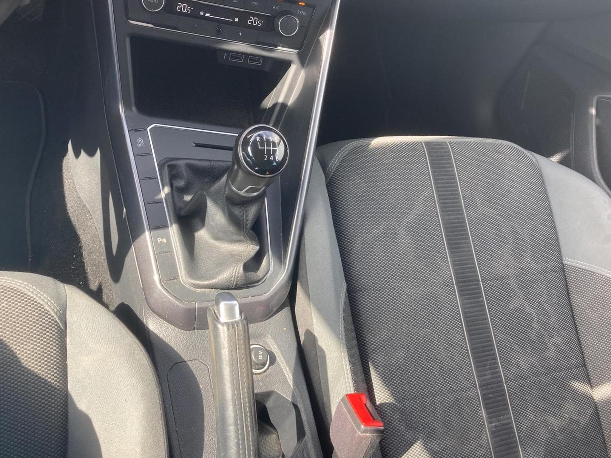 VW POLO 1.0 TSI 115 R-LINE EURO6D-T (2020) - Photo 18