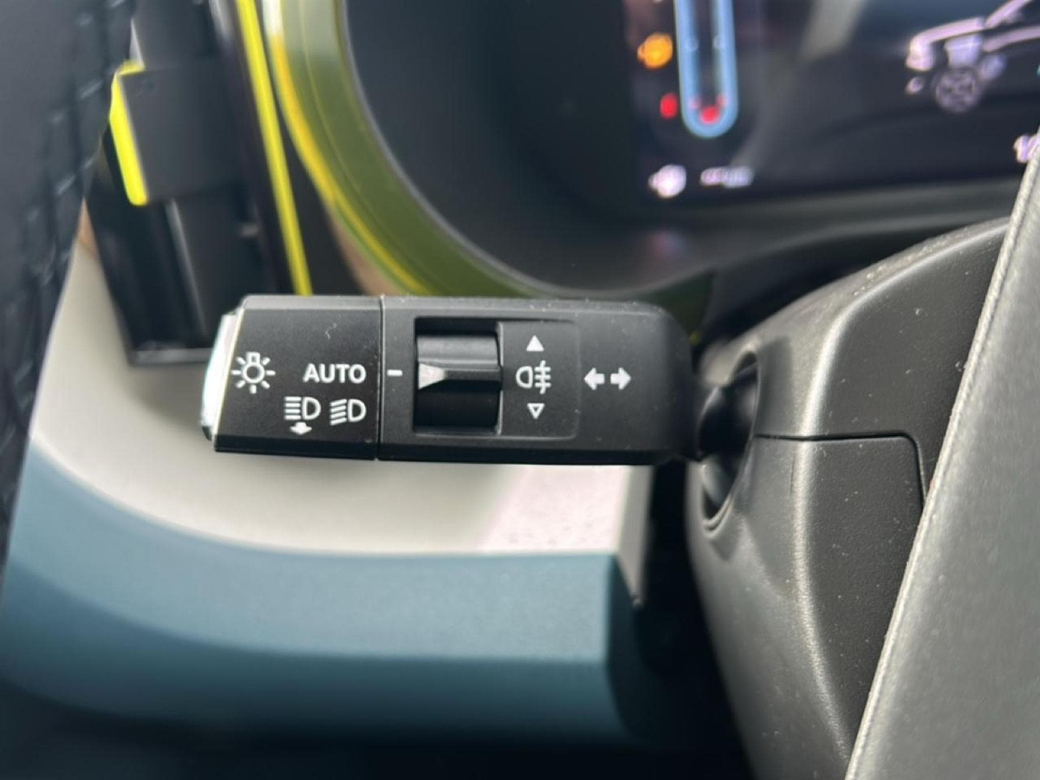 Fiat GRANDE PANDA 1.2 HYBRID 100 LA PRIMA EDCT6 (2025) - Photo 14