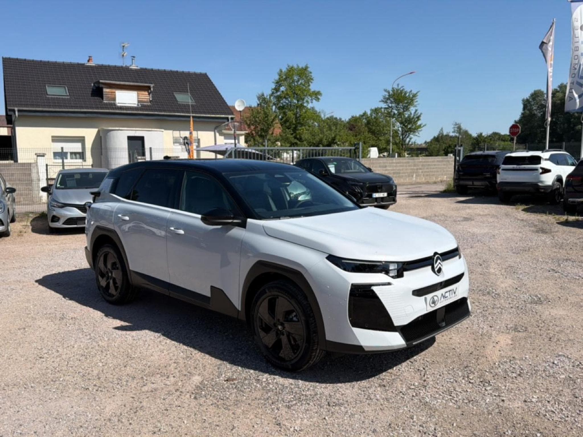 Citroen C5 AIRCROSS 1.2 HYBRIDE 145 PLUS BOITE AUTOMATIQUE (2026) - Foto 3