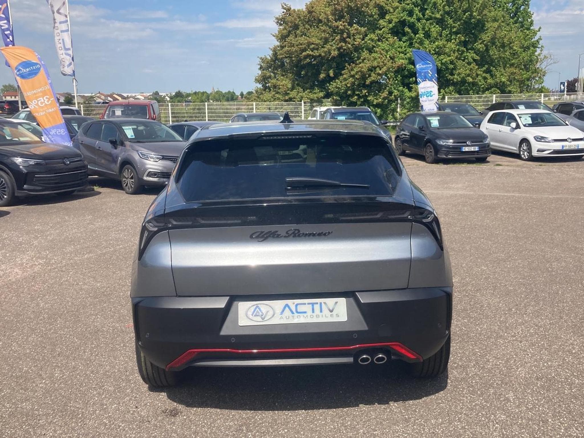 Alfa-Romeo JUNIOR 1.2 IBRIDA 145 SPECIALE E-DCT6 (2026) - Foto 6