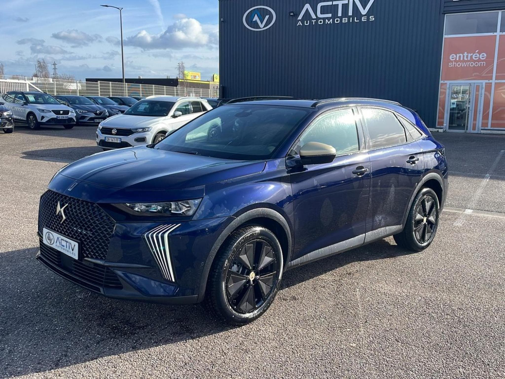 DS Automobiles DS7 1.5 BLUEHDI 130 PERFORMANCE LINE (2026) - Photo 1