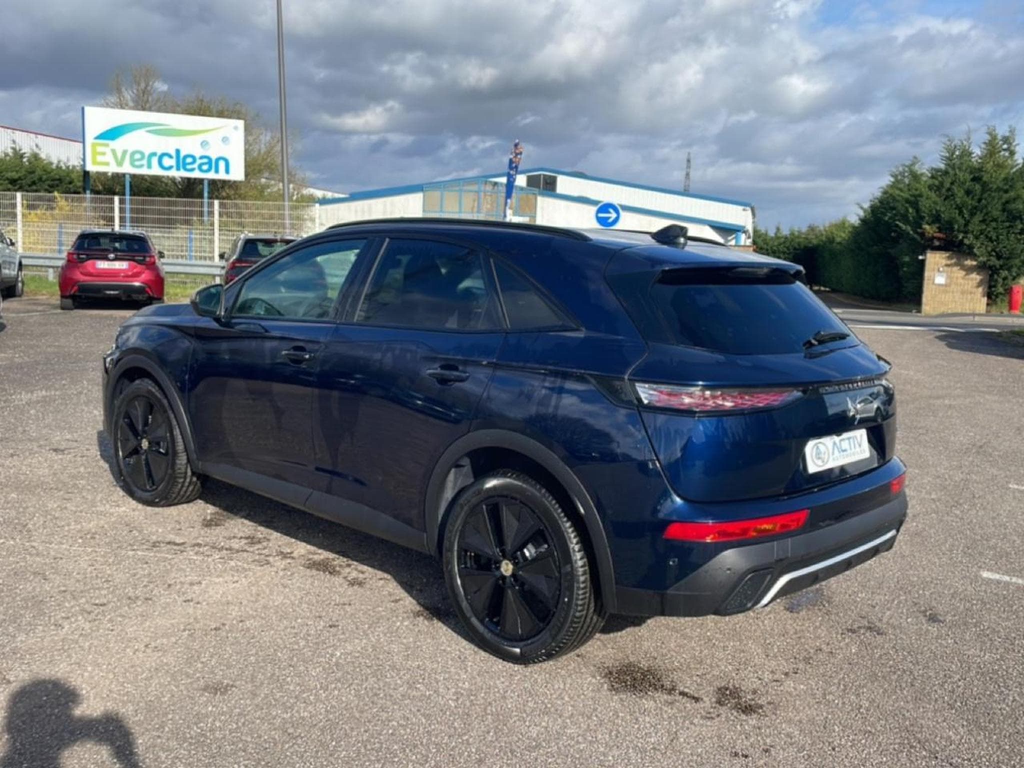 DS Automobiles DS7 1.5 BLUEHDI 130 PERFORMANCE LINE (2026) - Photo 7