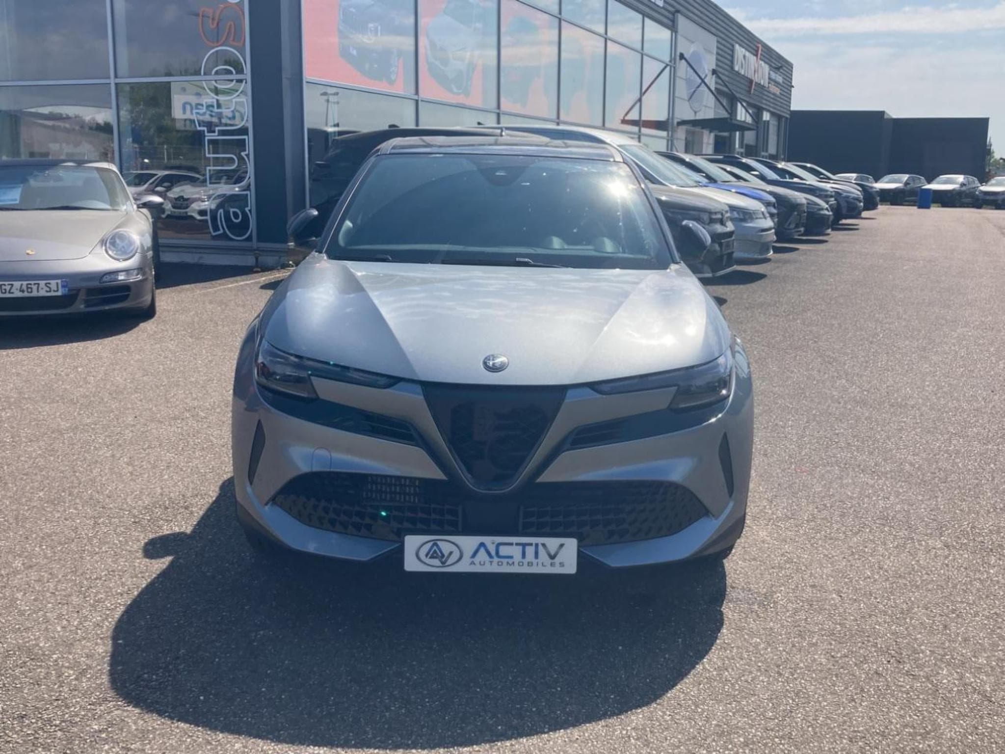 Alfa-Romeo JUNIOR 1.2 IBRIDA 145 SPECIALE E-DCT6 (2026) - Foto 2
