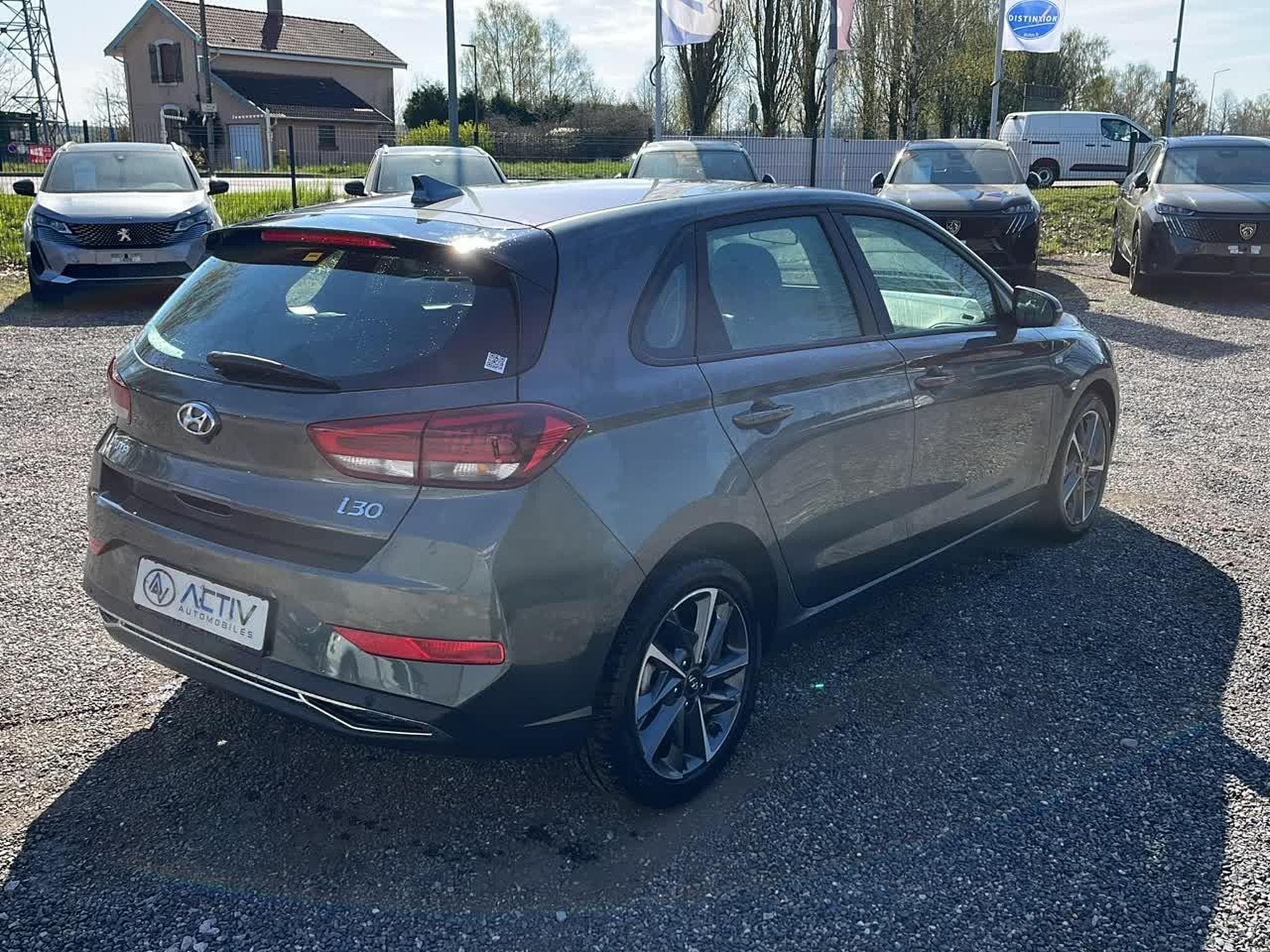 Hyundai I30 1.0 T-GDI 120 HYBRID CREATIVE DCT-7 (2024) - Foto 5