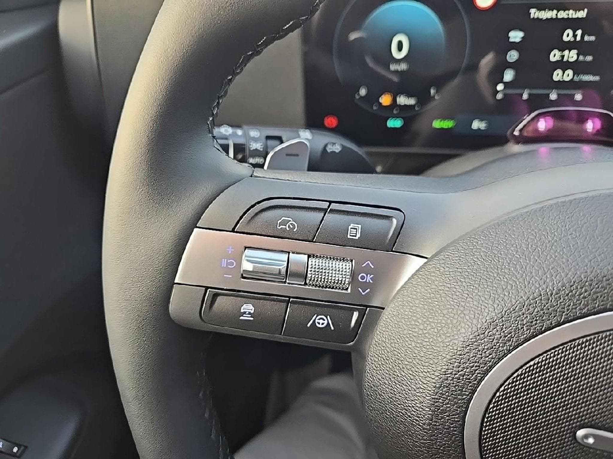 Hyundai KONA 1.6 GDI 138 HYBRID CREATIVE DCT-6 (2025) - Foto 17